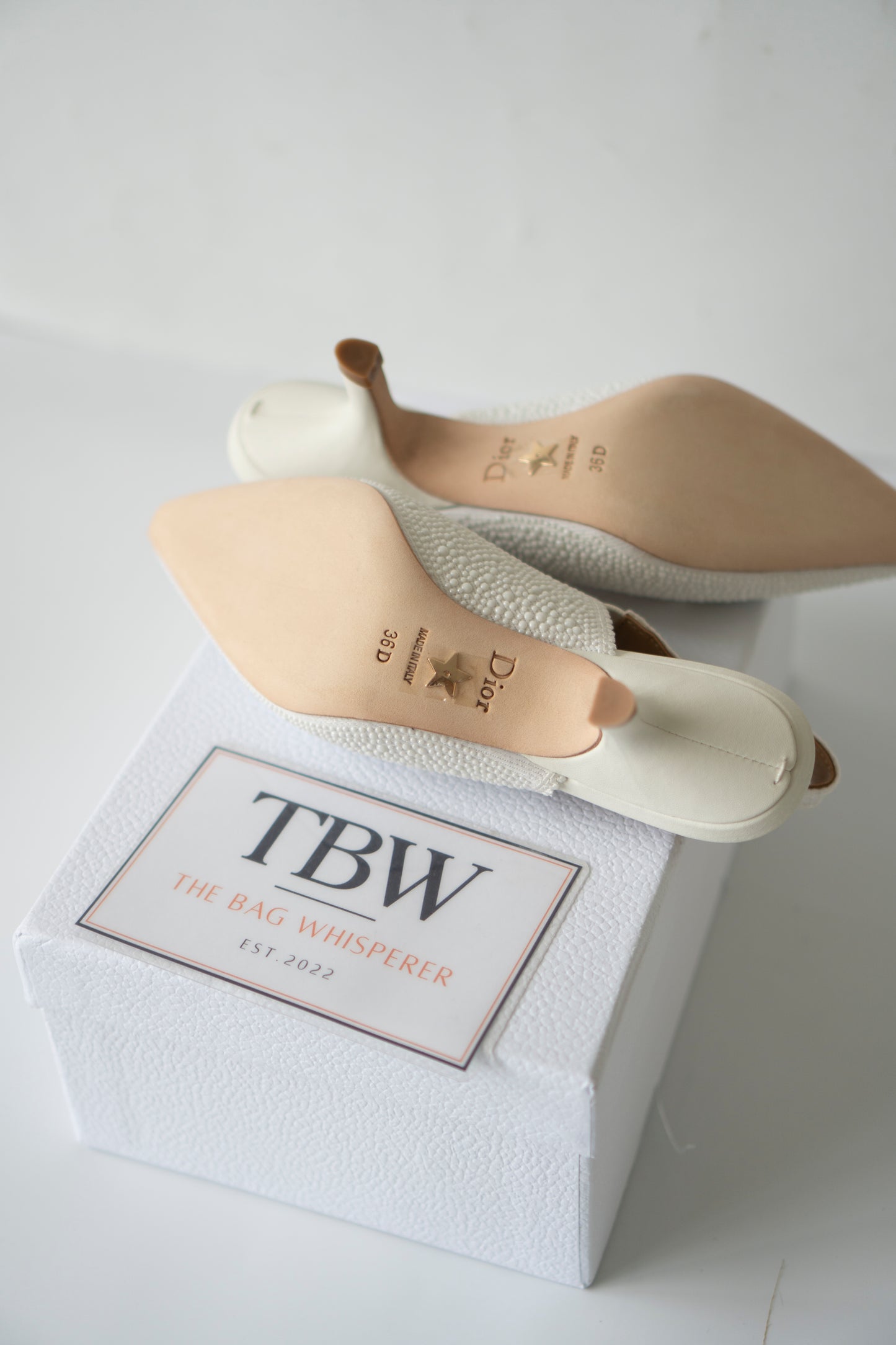 Slingback Pumps – White Pearl Embroidered Cotton