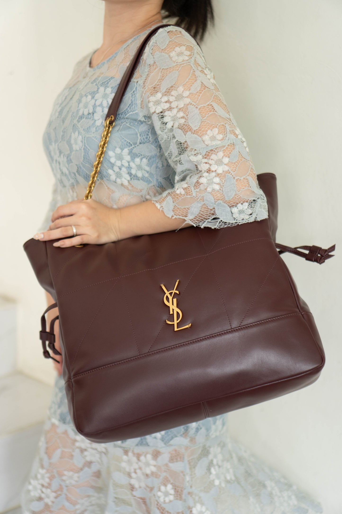 Jamie Medium Chain Tote Bag in Lambskin – Burgundy / Dark Plum with Bronze Hardware