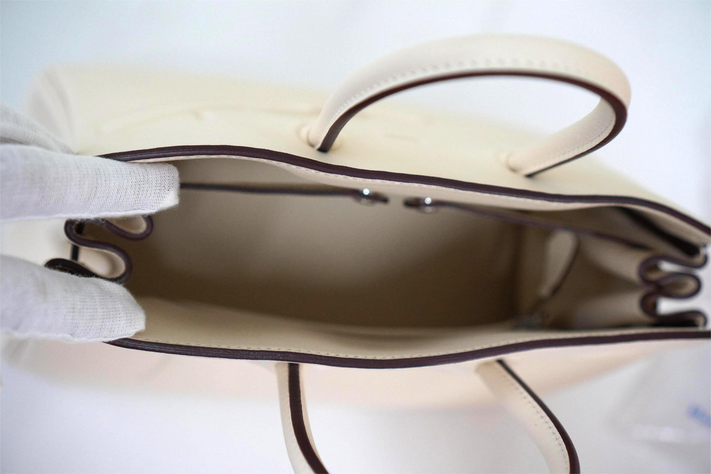 BK 25 Shadow Craie in Swift Leather