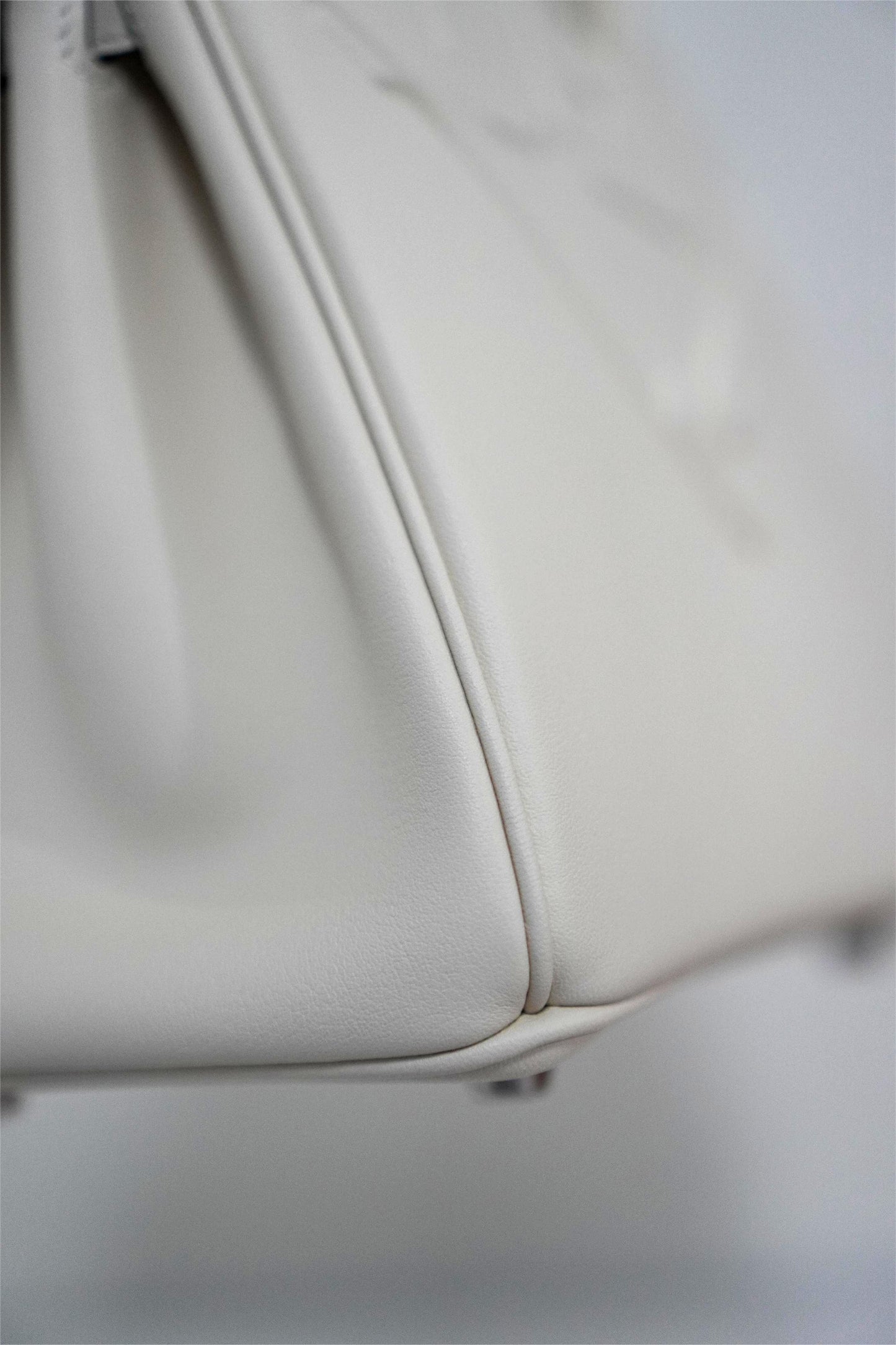 BK 25 Shadow Craie in Swift Leather