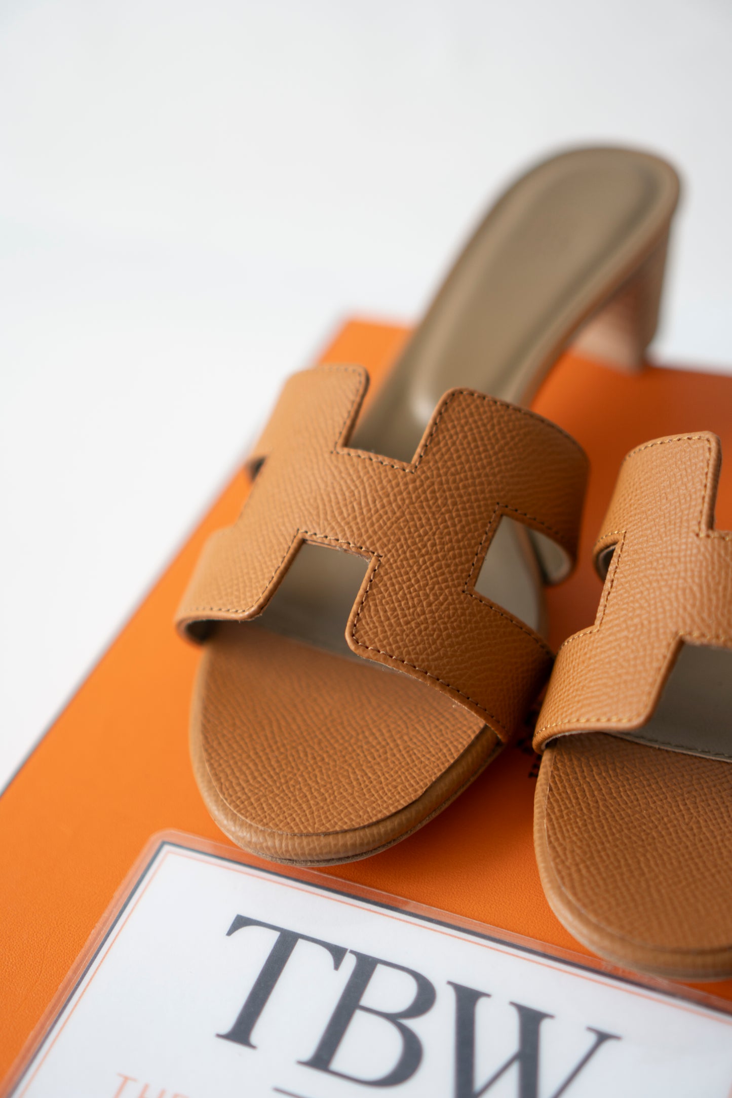 Oasis Sandals – Gold Epsom Leather