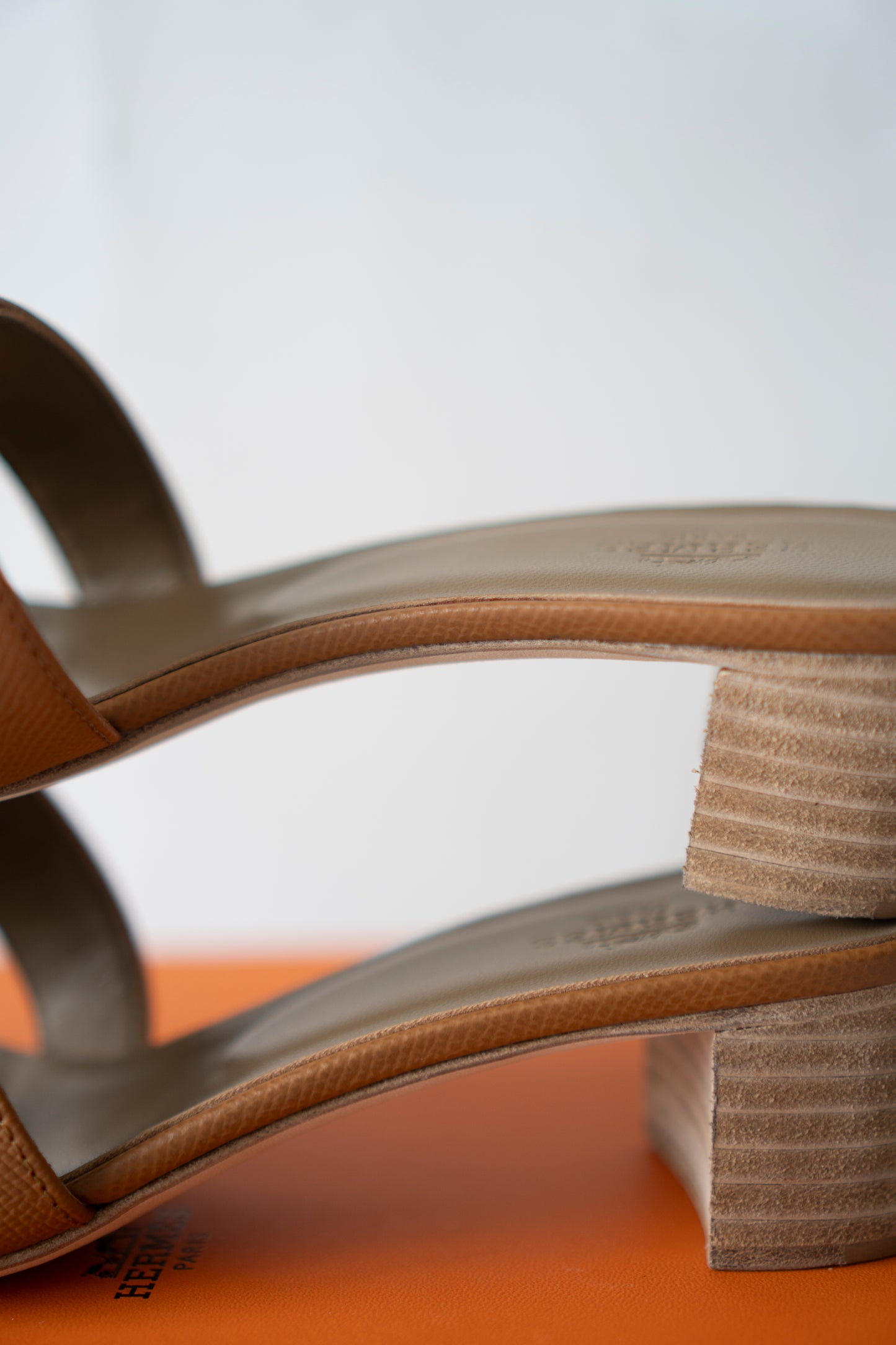 Oasis Sandals – Gold Epsom Leather