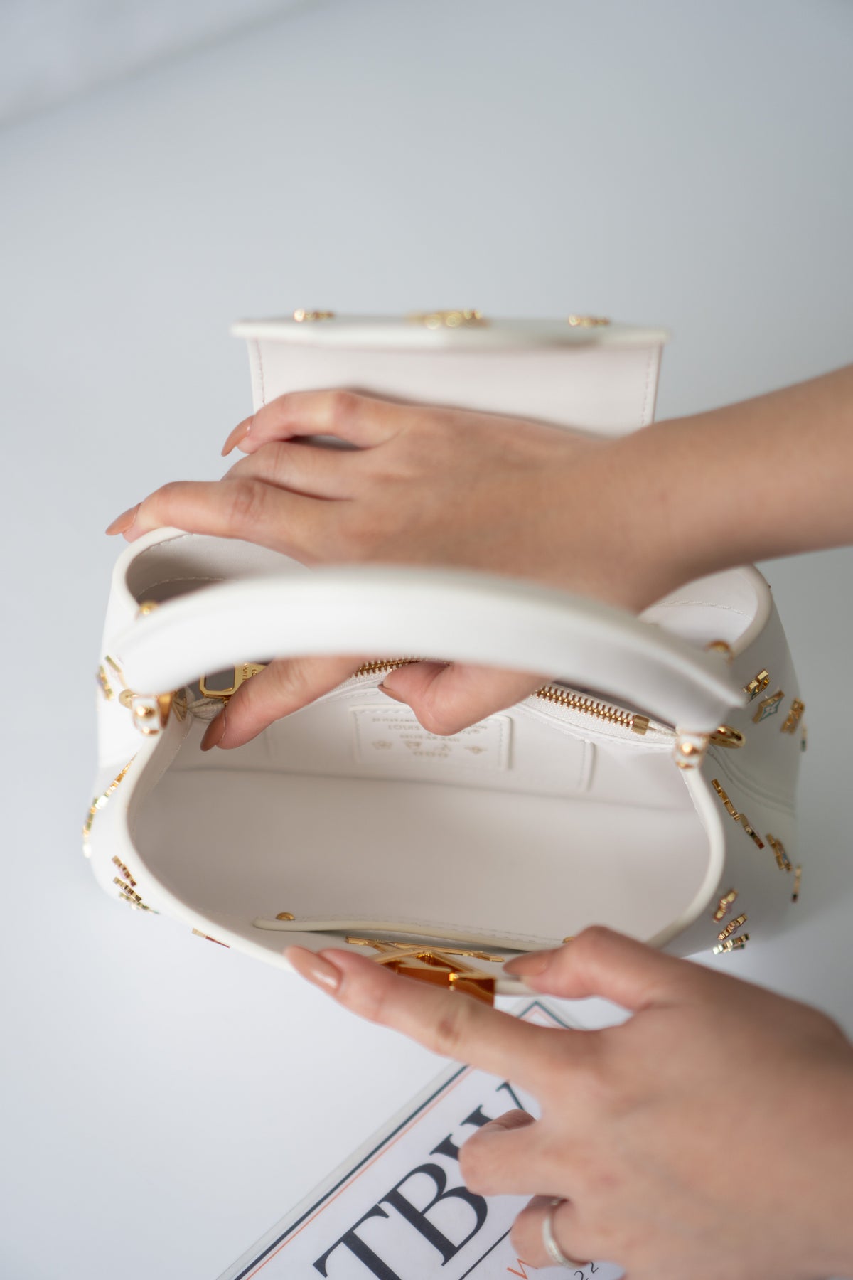 Capucine Mini – White Leather with Multicolored Flower Accents and Gold Hardware