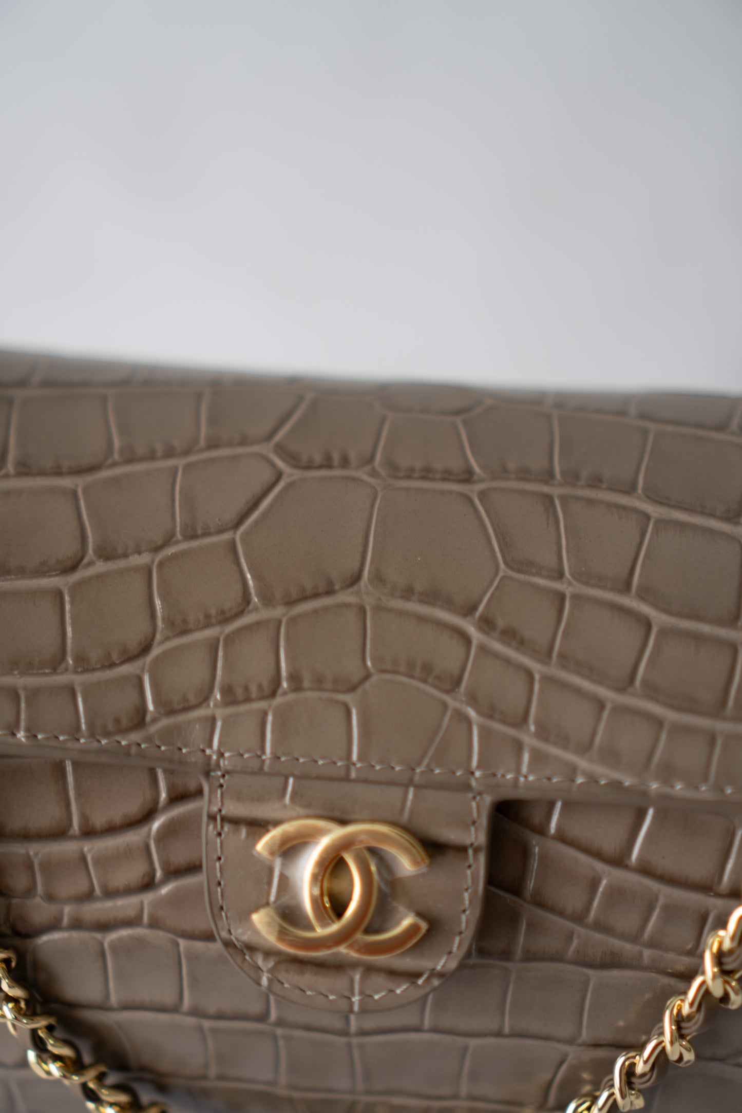 East-West Flap Bag with Top Handle – Grey Croc-Embossed Calfskin Leather with Gold Hardware