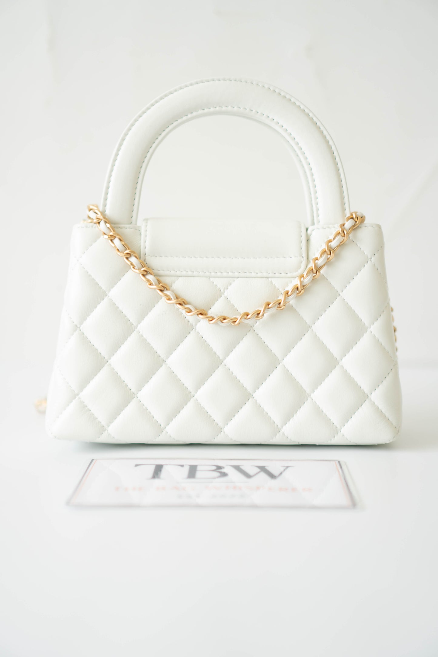 CC Kelly – White Quilted Leather with Gold Hardware