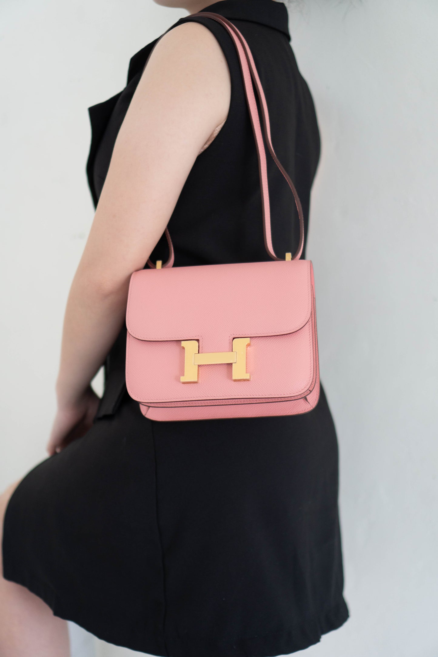 Constanc 19 – Rose Sakura Epsom with Gold Hardware