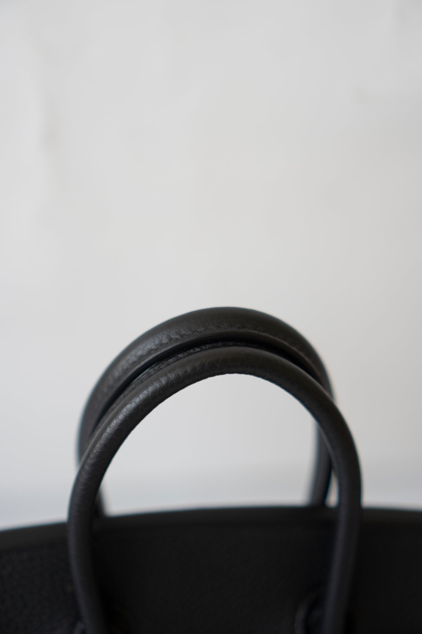 BK 25 Noir Togo with Palladium Hardware – Natural Veining