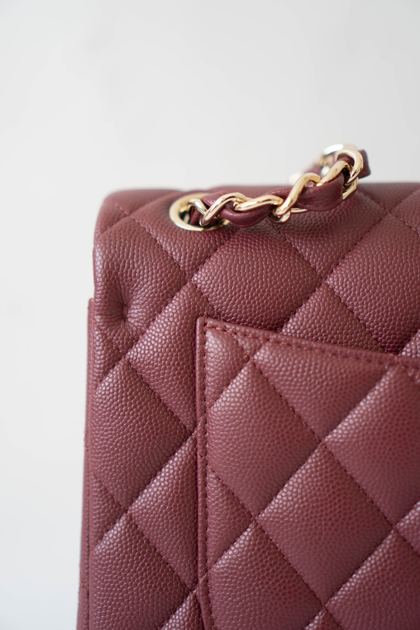 Classic Flap Jumbo – Burgundy Quilted Leather with Gold Hardware