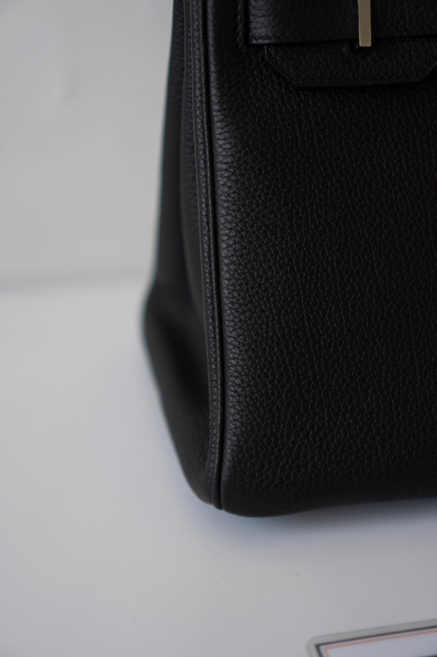 Birkin 30 – Noir Togo Leather With Intricate Natural Veining, Palladium Hardware