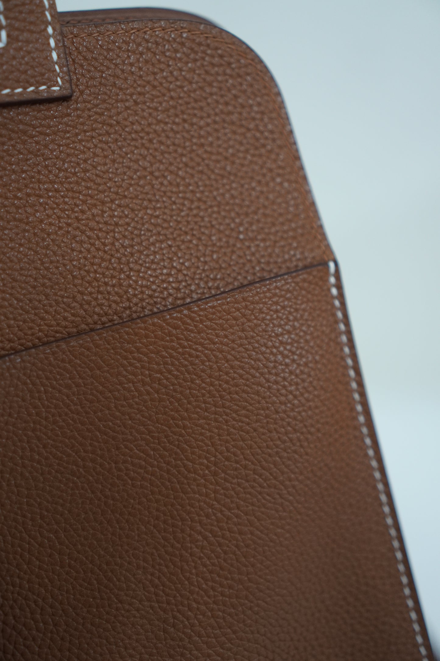 Halzan 25 in Barenia Leather