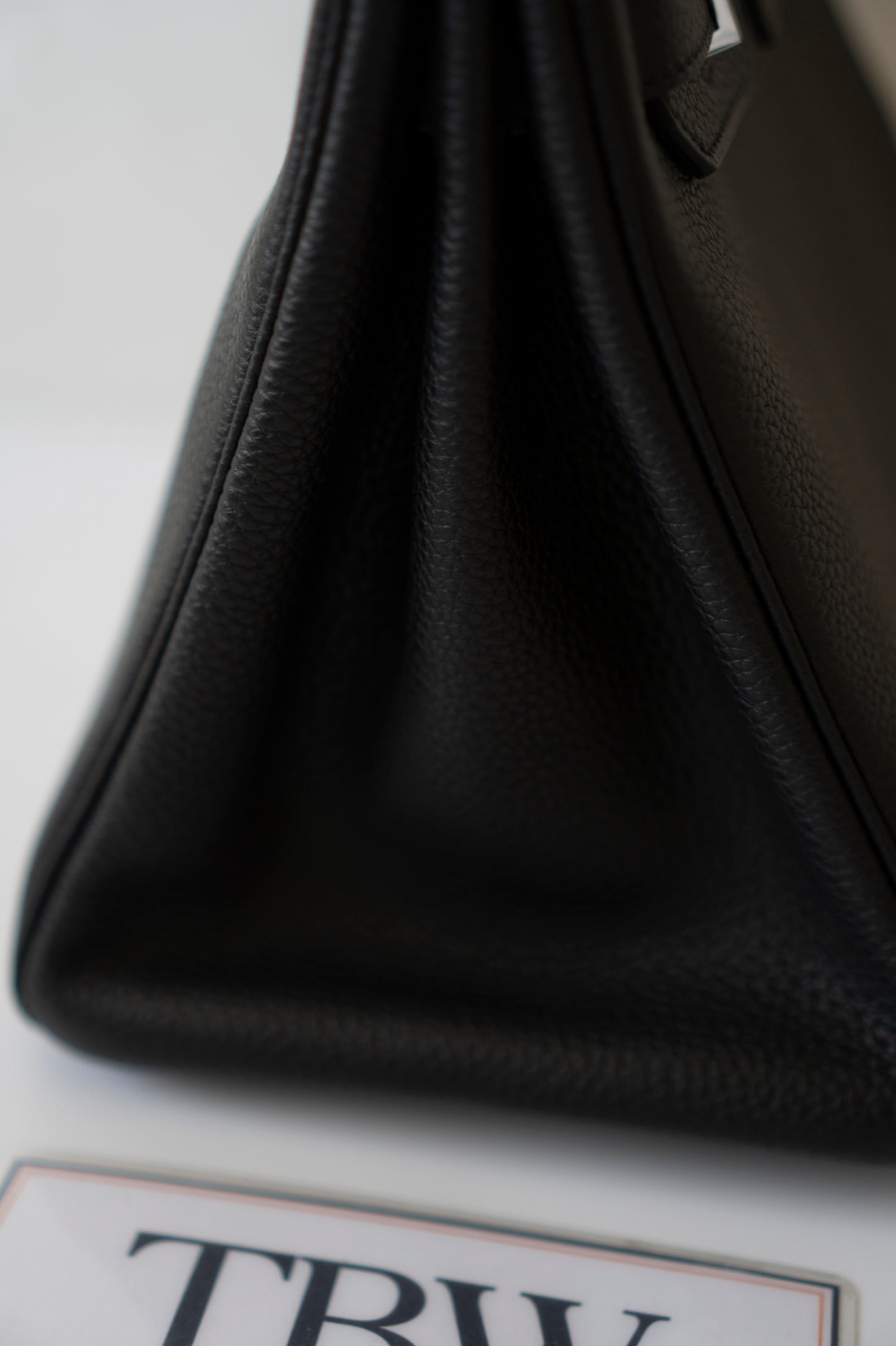 Birkin 30 – Noir Togo Leather With Intricate Natural Veining, Palladium Hardware