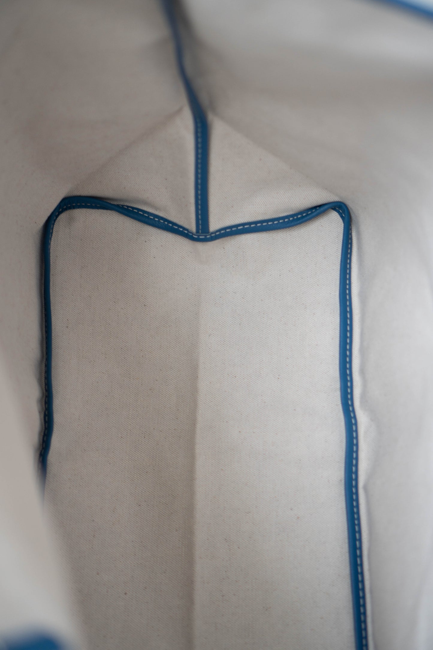 St. Loui GM – Blue Canvas with Leather Trim
