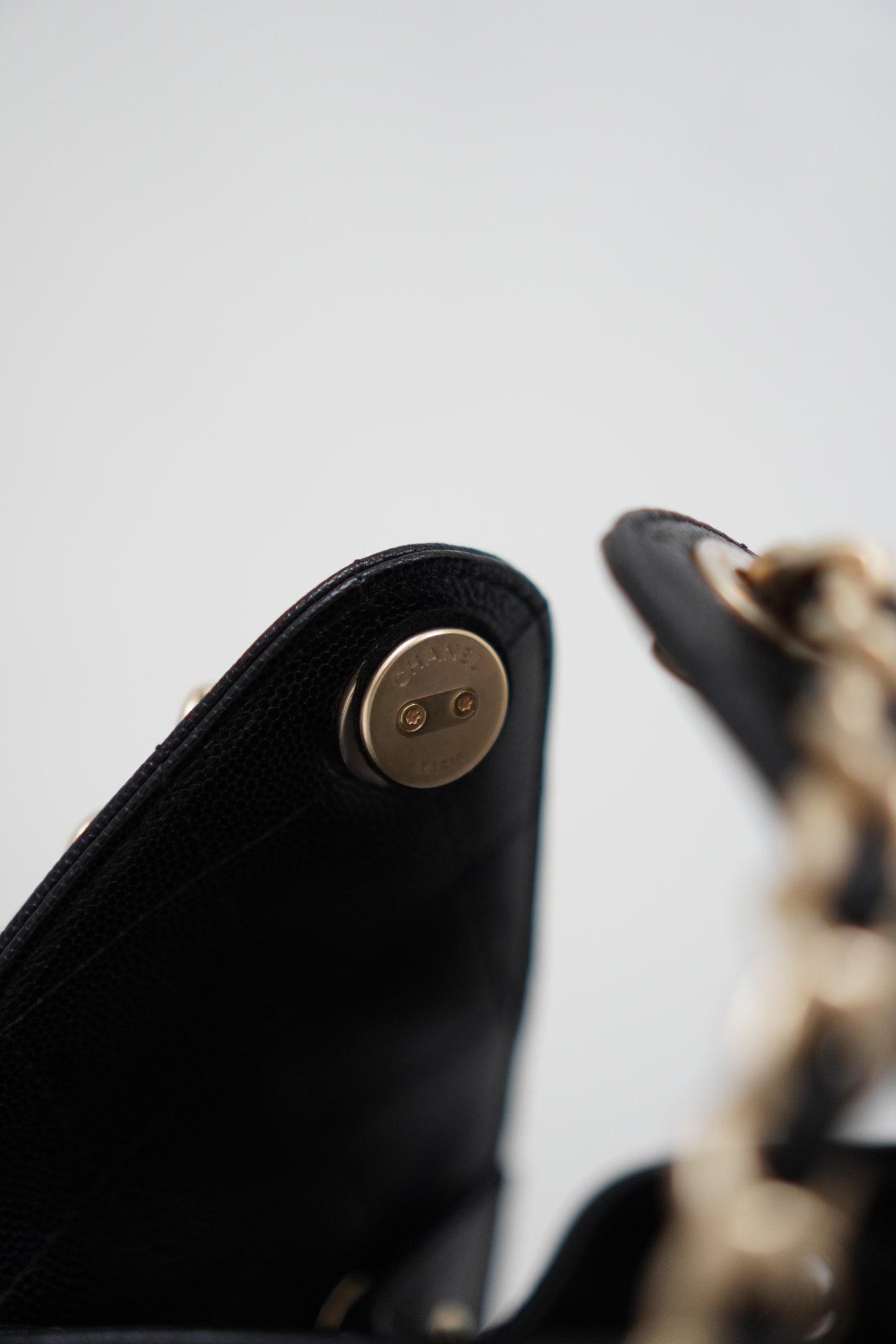 25C Small Drawstring Bag – Black Caviar with Gold Hardware