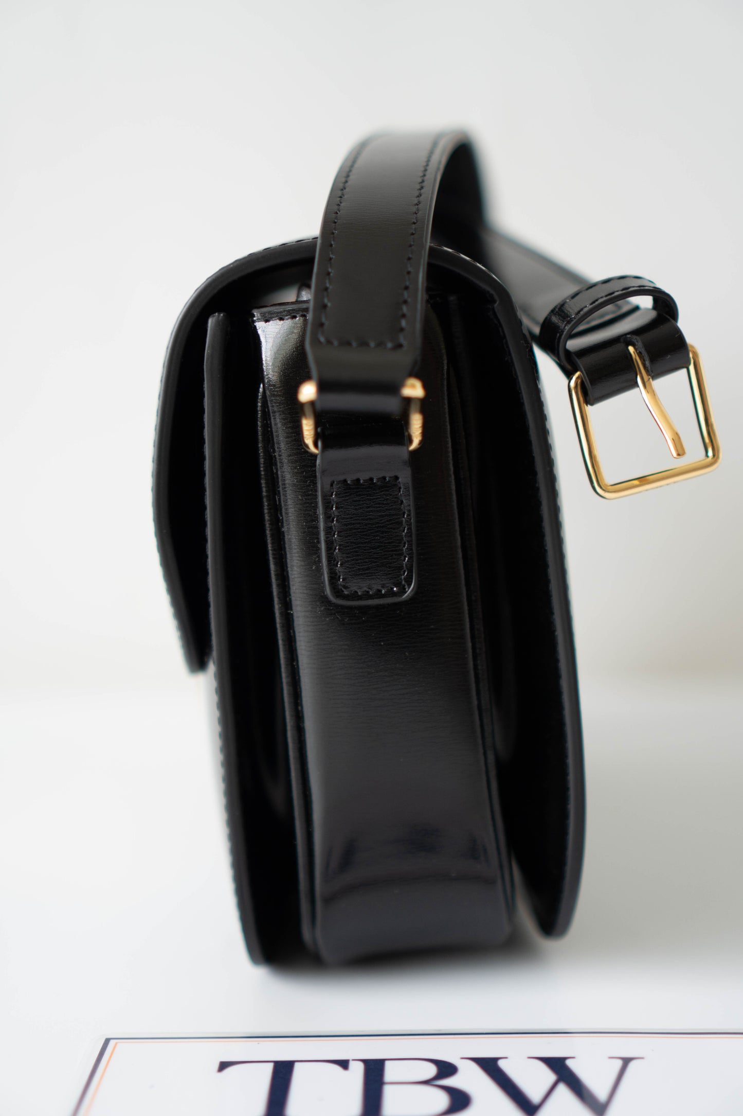 Triomphe Medium – Black Box Leather with Gold Hardware