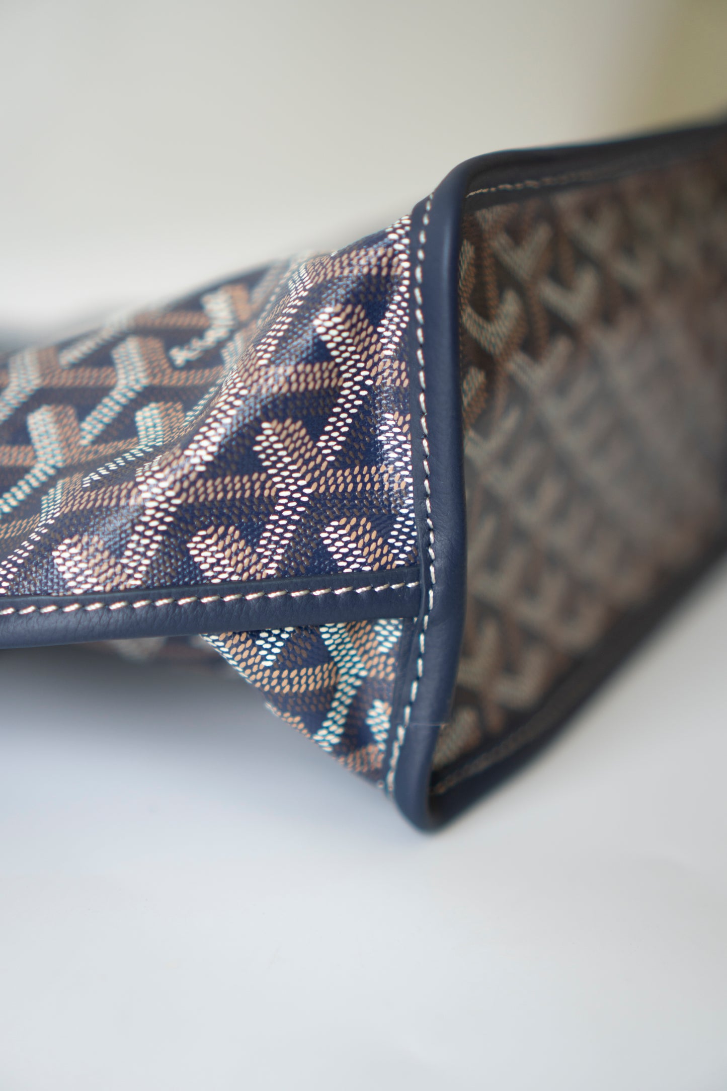 Mini Anjou – Navy Blue Goyardine Canvas with Chevroches Calfskin Leather