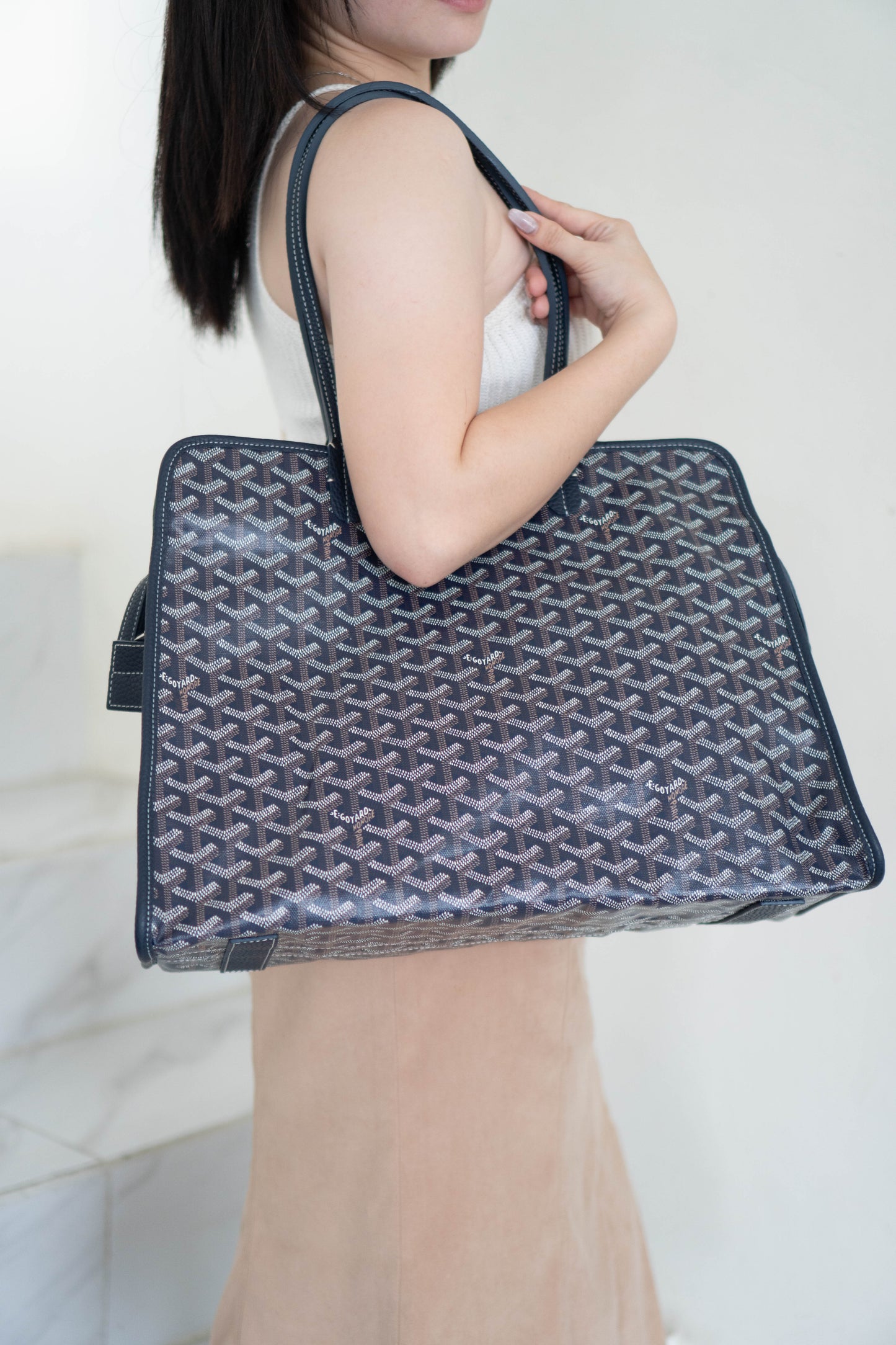 Sac Hardy PM – Navy Blue Canvas with Leather Trim