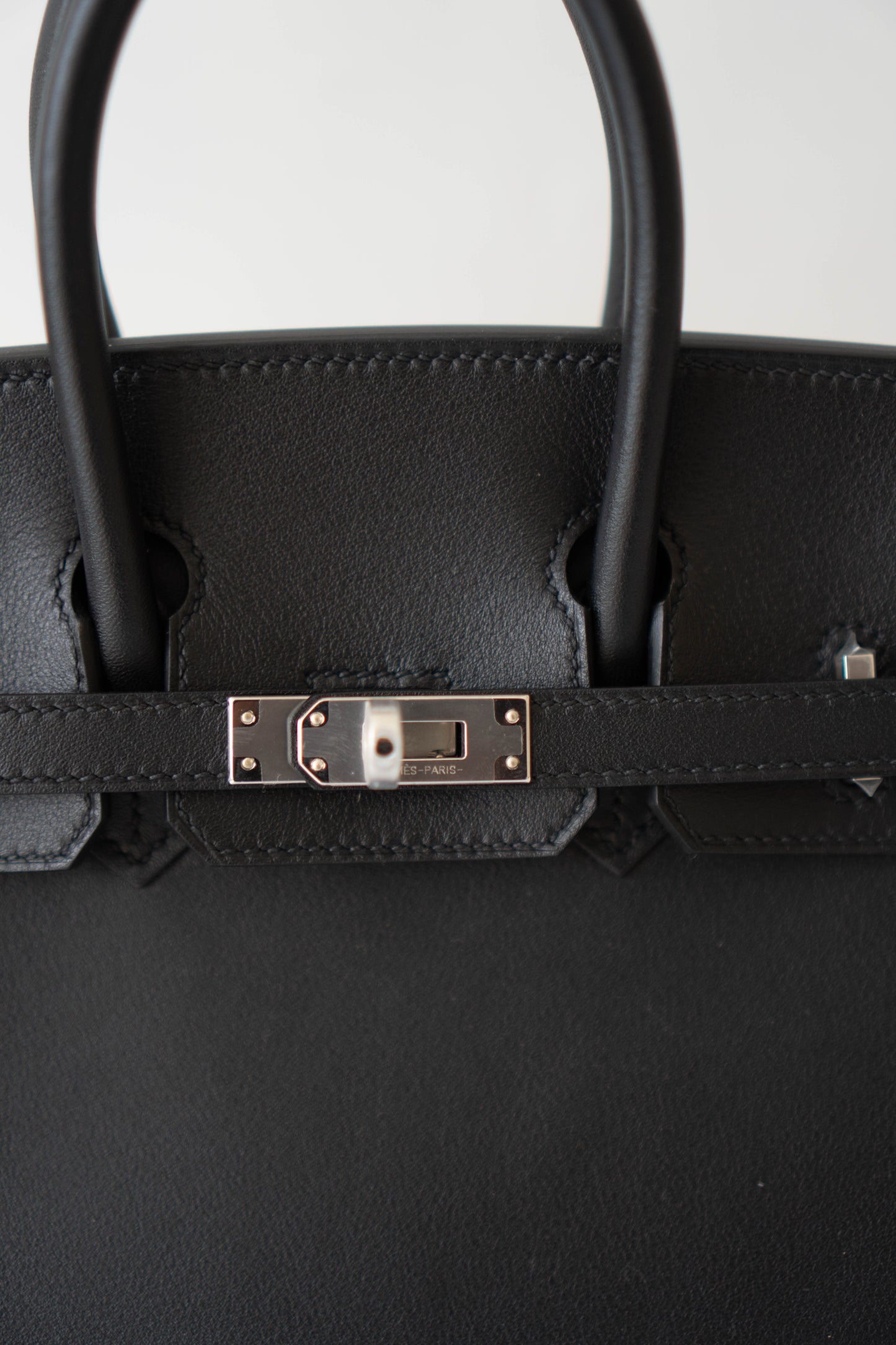 BK 25 – Noir Volupto Leather with Palladium Hardware