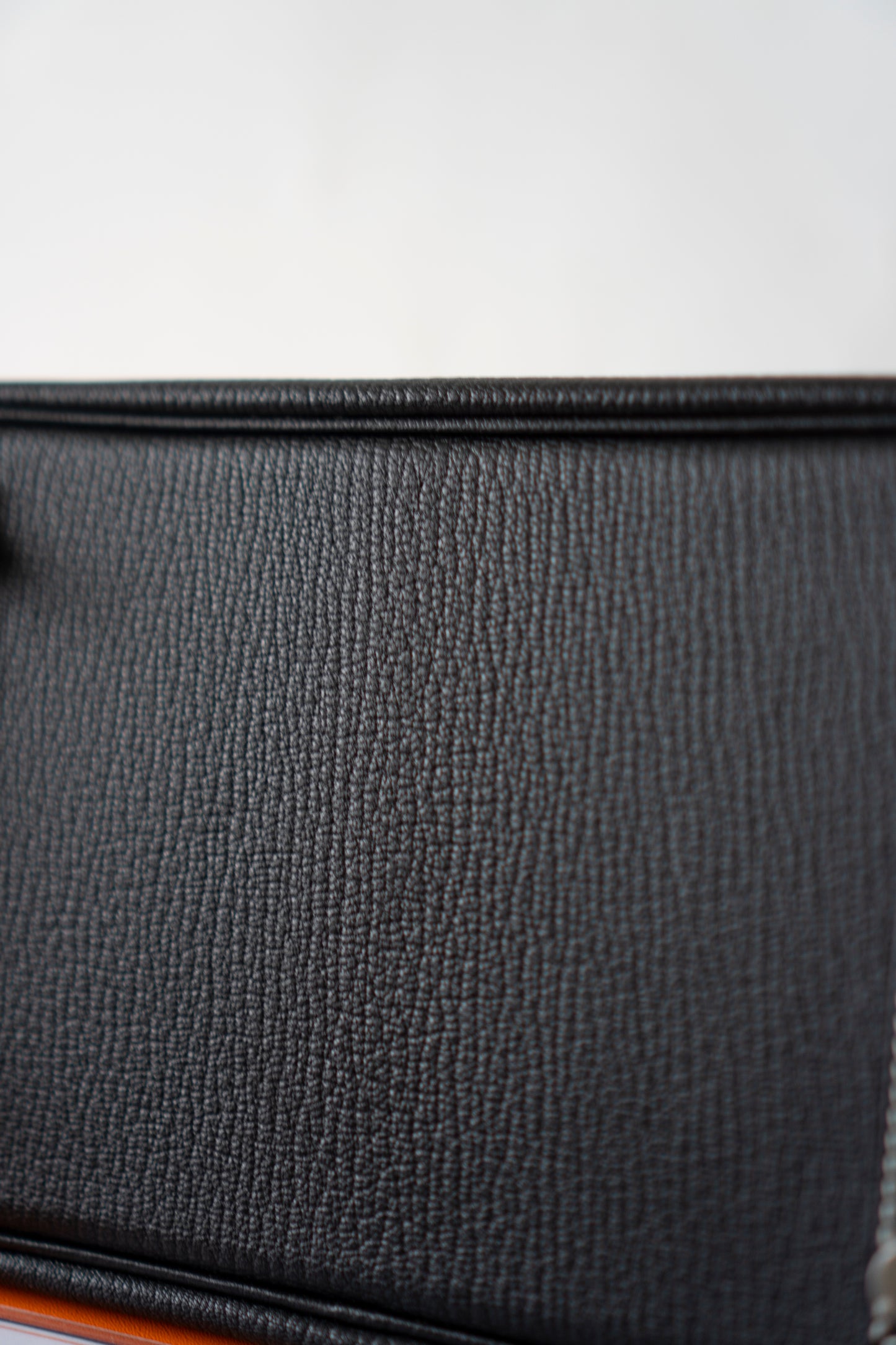 BK 25 Verso – Noir Chèvre with Blue Électrique Interior | Special Order (HSS)