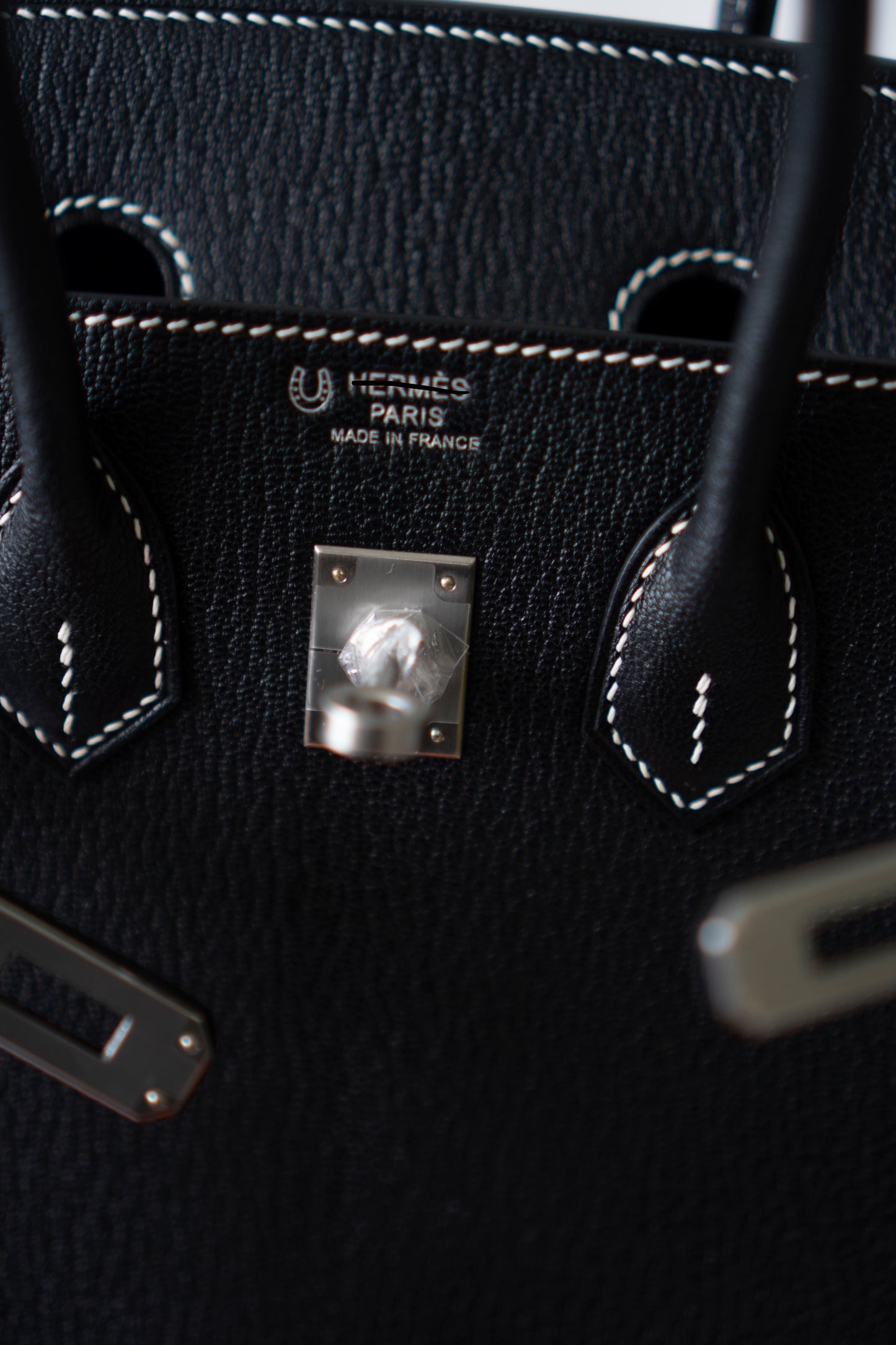 BK 25 Verso – Noir Chèvre with Blue Électrique Interior | Special Order (HSS)