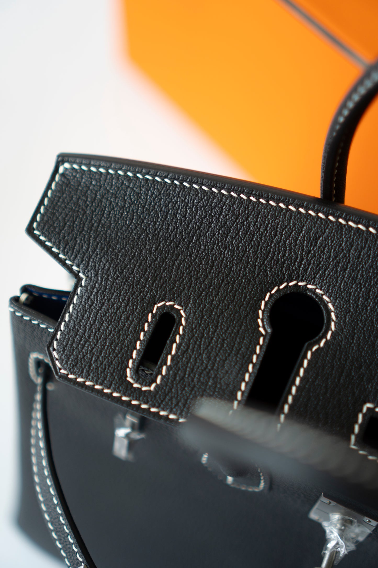 BK 25 Verso – Noir Chèvre with Blue Électrique Interior | Special Order (HSS)
