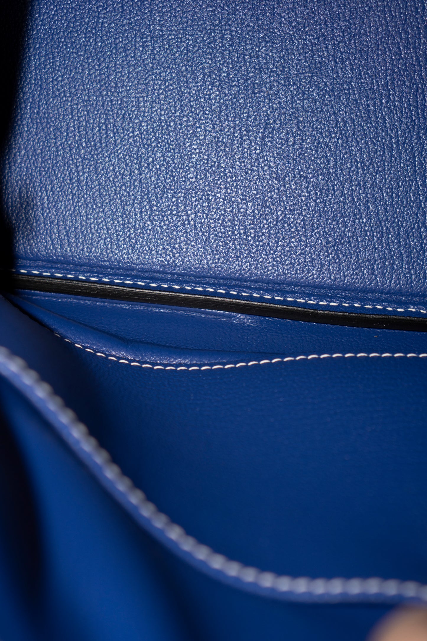 BK 25 Verso – Noir Chèvre with Blue Électrique Interior | Special Order (HSS)