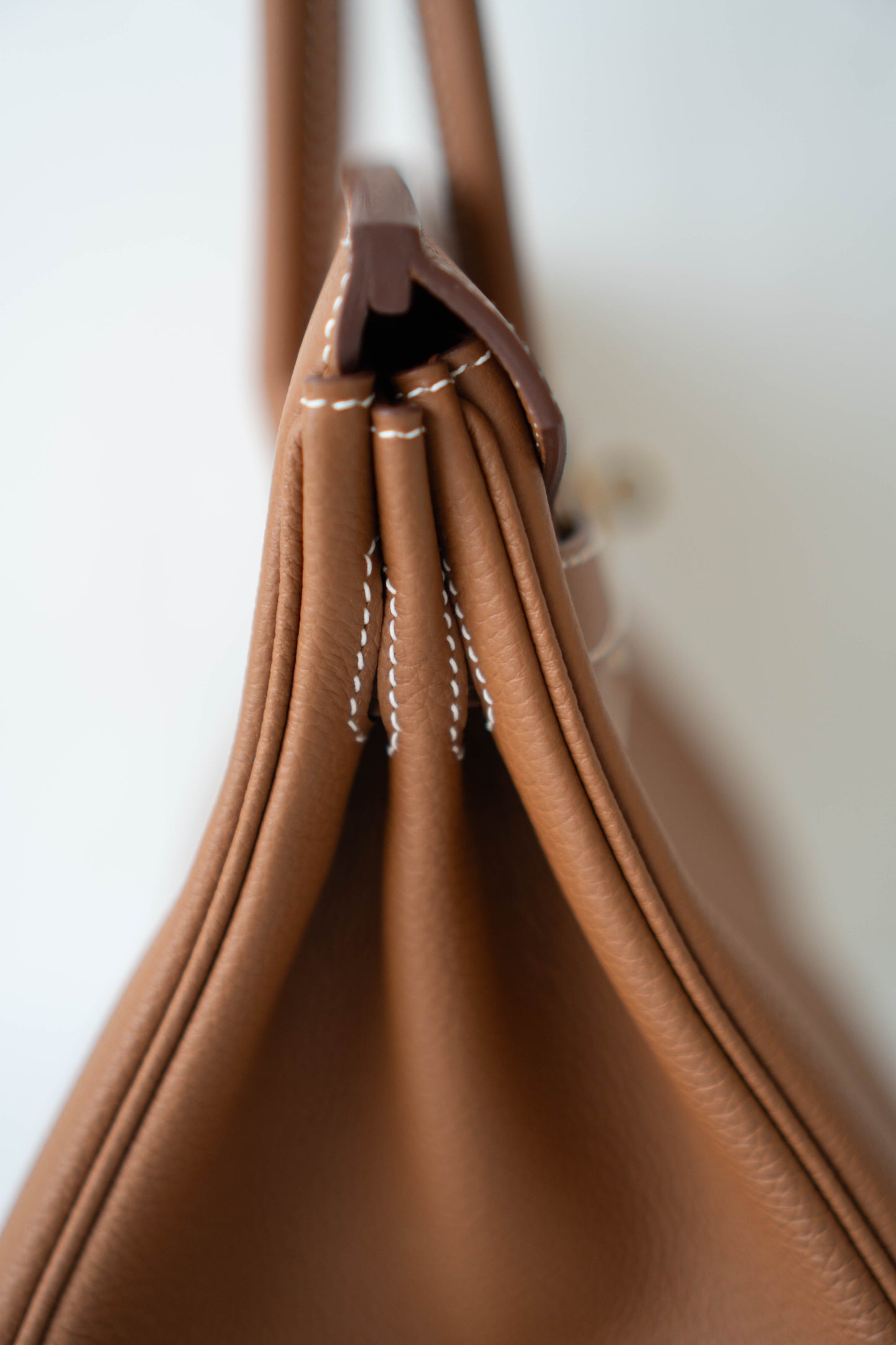 BK 30 – Gold Togo with Gold Hardware