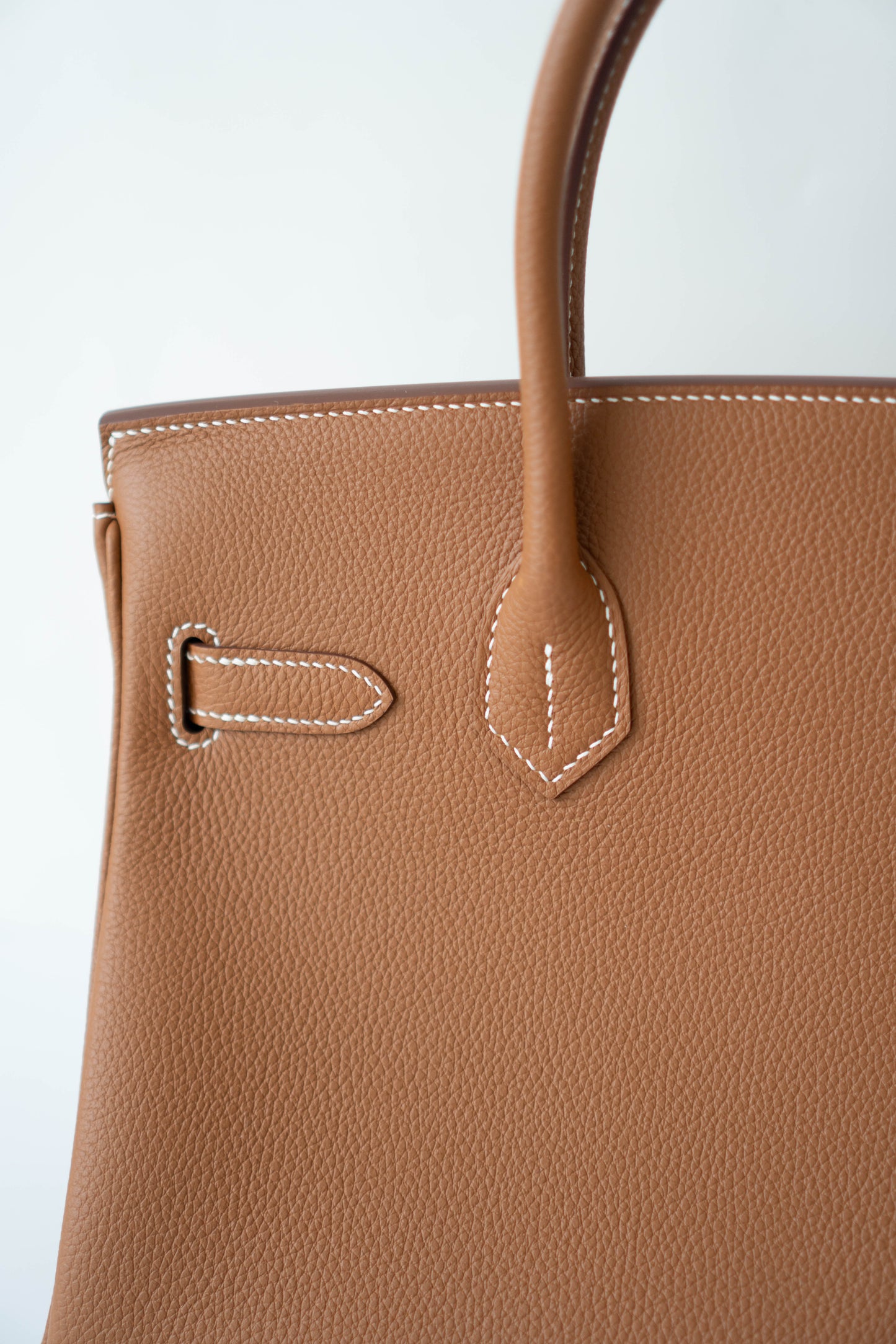 BK 30 – Gold Togo with Gold Hardware