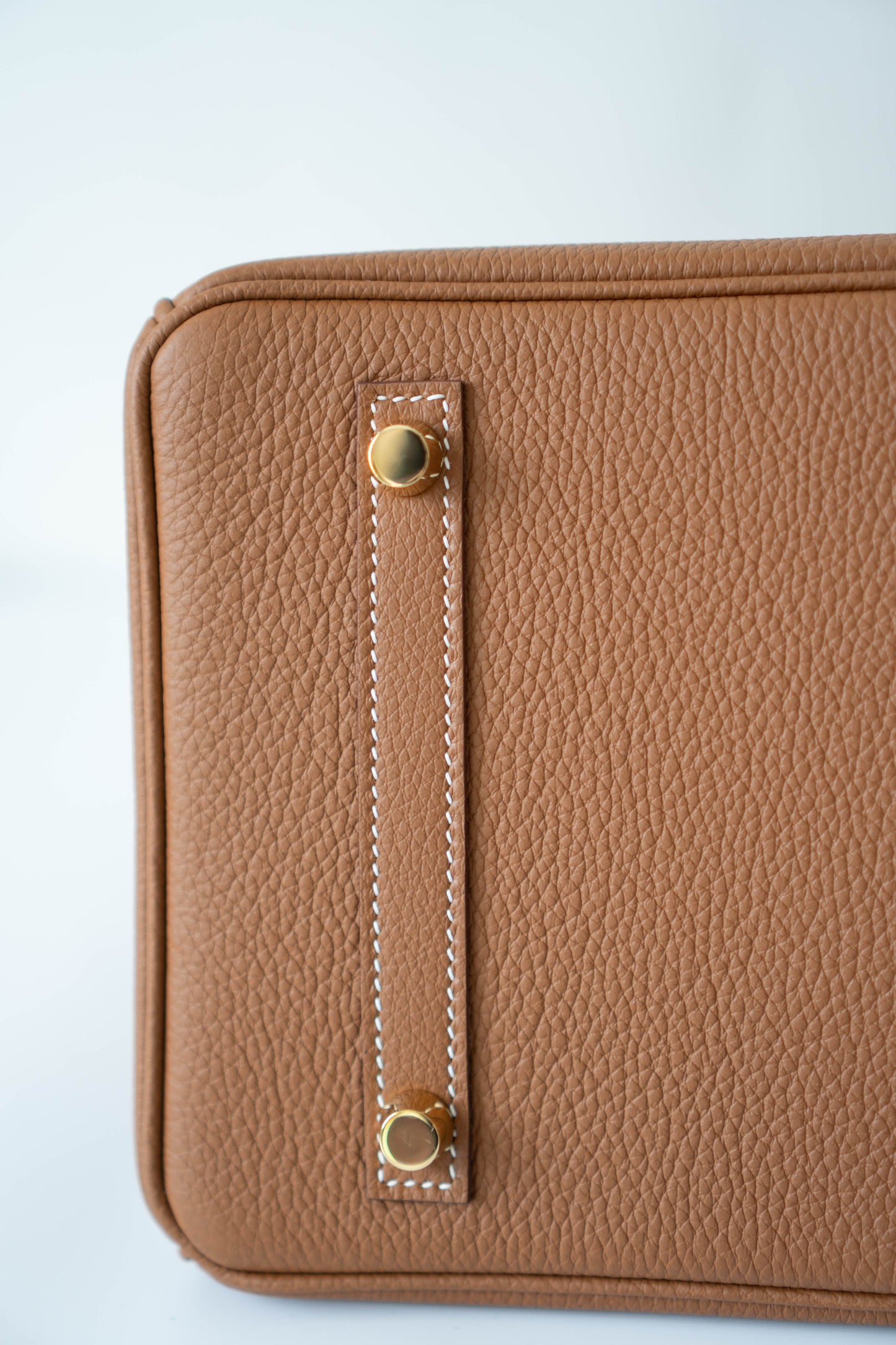 BK 30 – Gold Togo with Gold Hardware