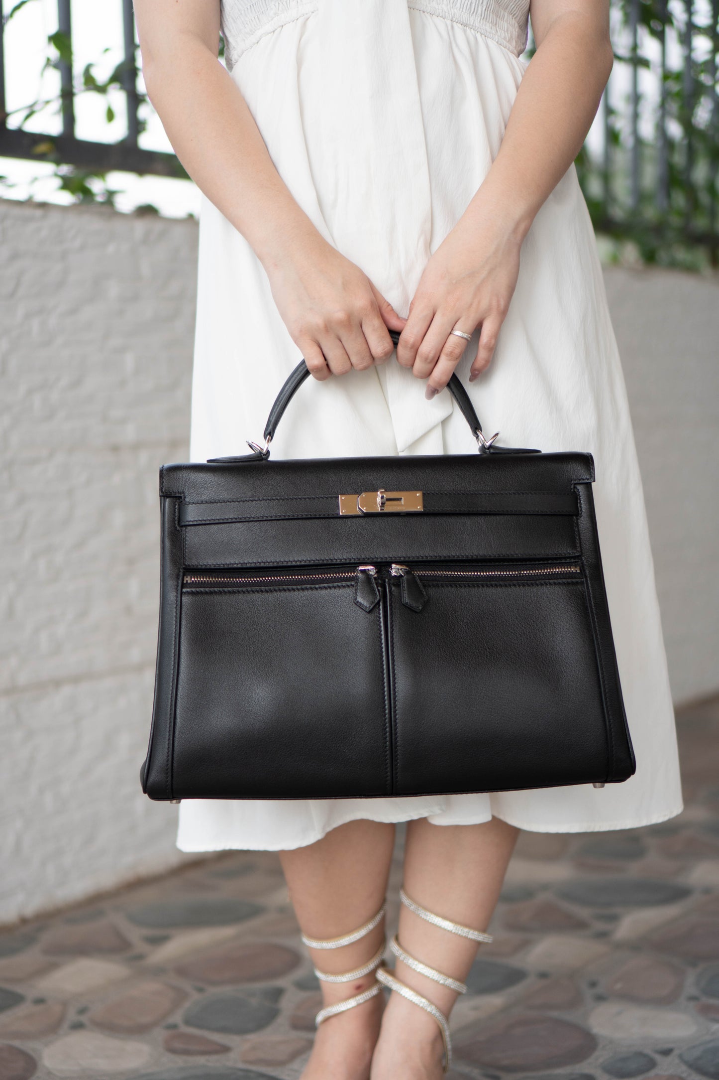 KL Lakis 35 – Black Swift Leather with Palladium Hardware
