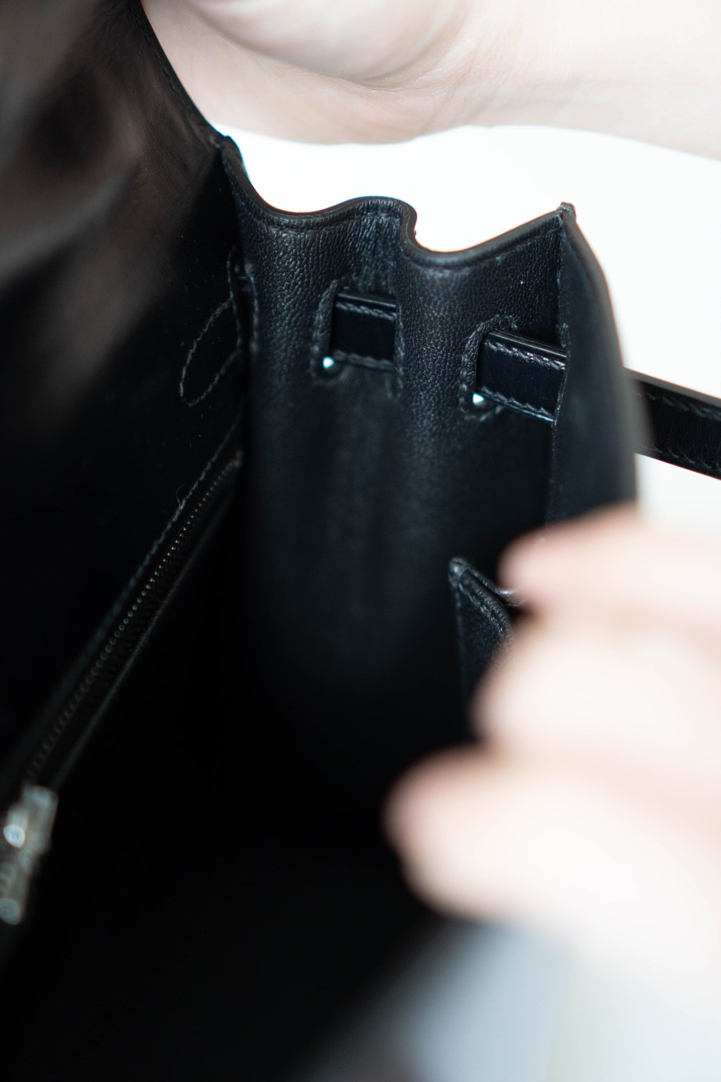 KL 25 – Black Box Leather with Palladium Hardware