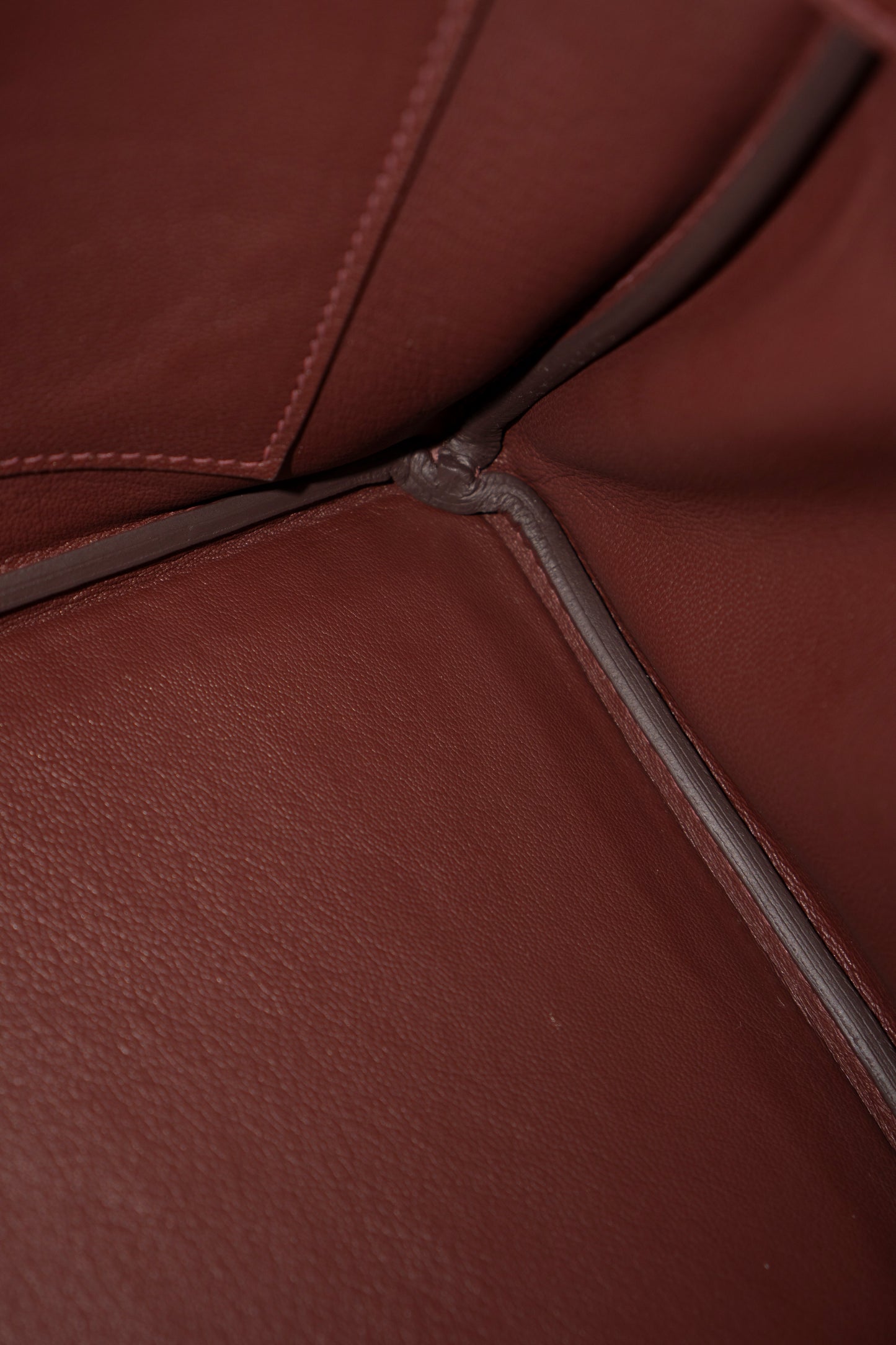 BK Shoulder 29 – Rouge H Evercolor with Palladium Hardware