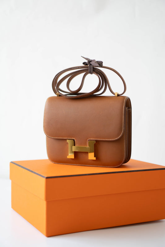 Constanc 18 – Barenia Faubourg with Gold Hardware