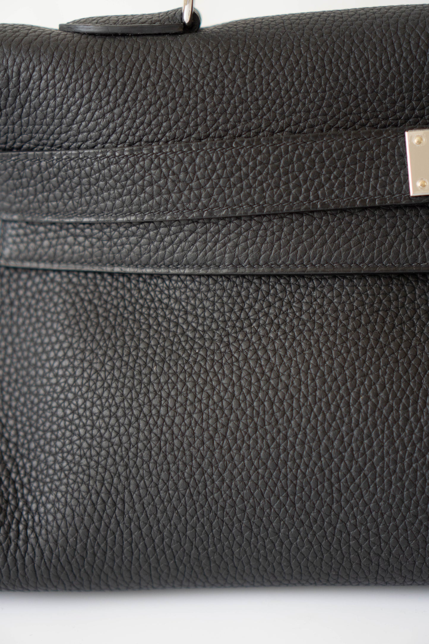 Shoulder KL 42 – Noir Clemence Leather with Palladium Hardware