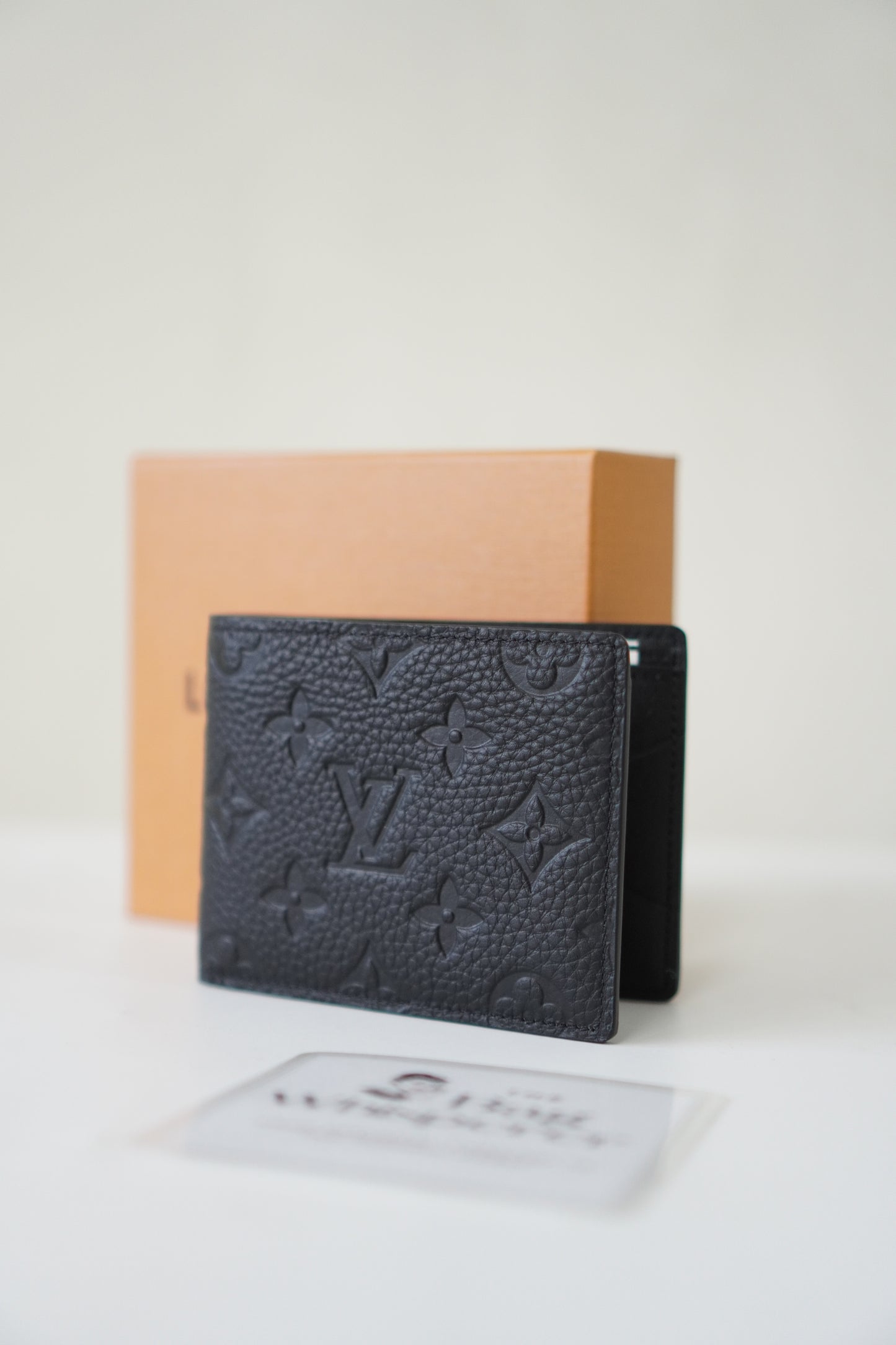 Multiple Wallet in black Taurillon leather
