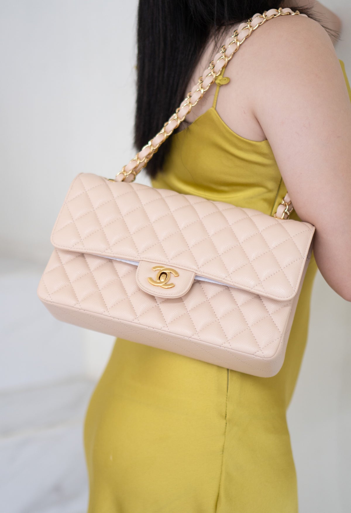 Classic Medium Flap Bag C25 – Beige Caviar Leather with Gold Hardware