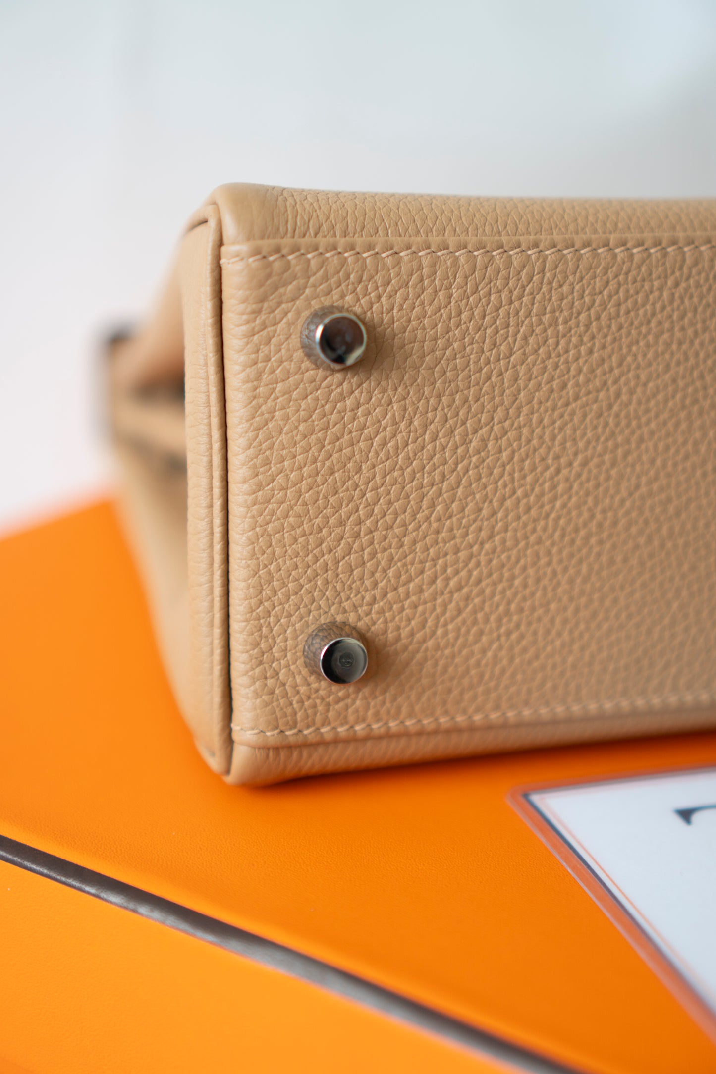 KL 25 – Chai Togo with Palladium Hardware