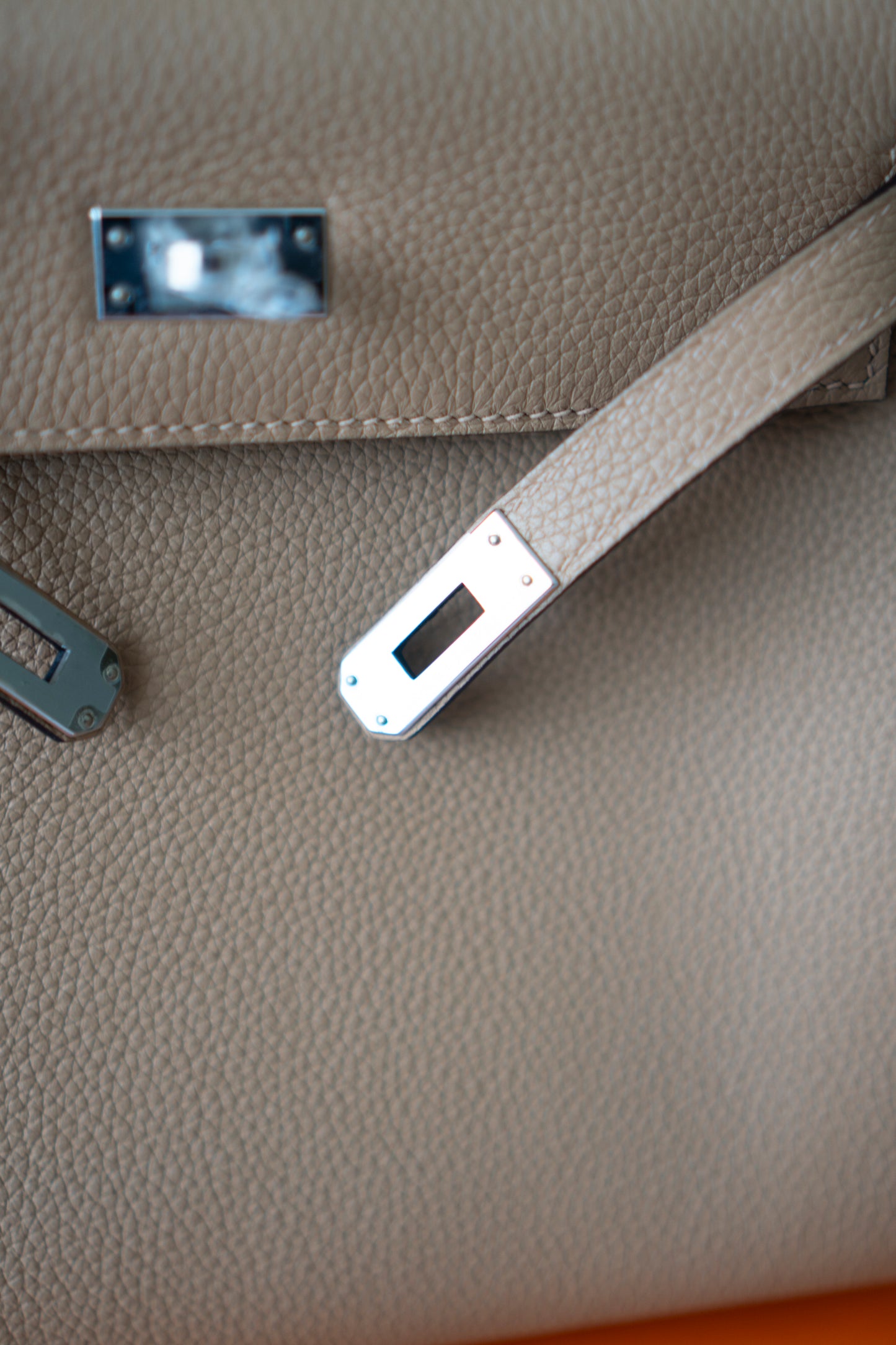 KL 25 – Chai Togo with Palladium Hardware