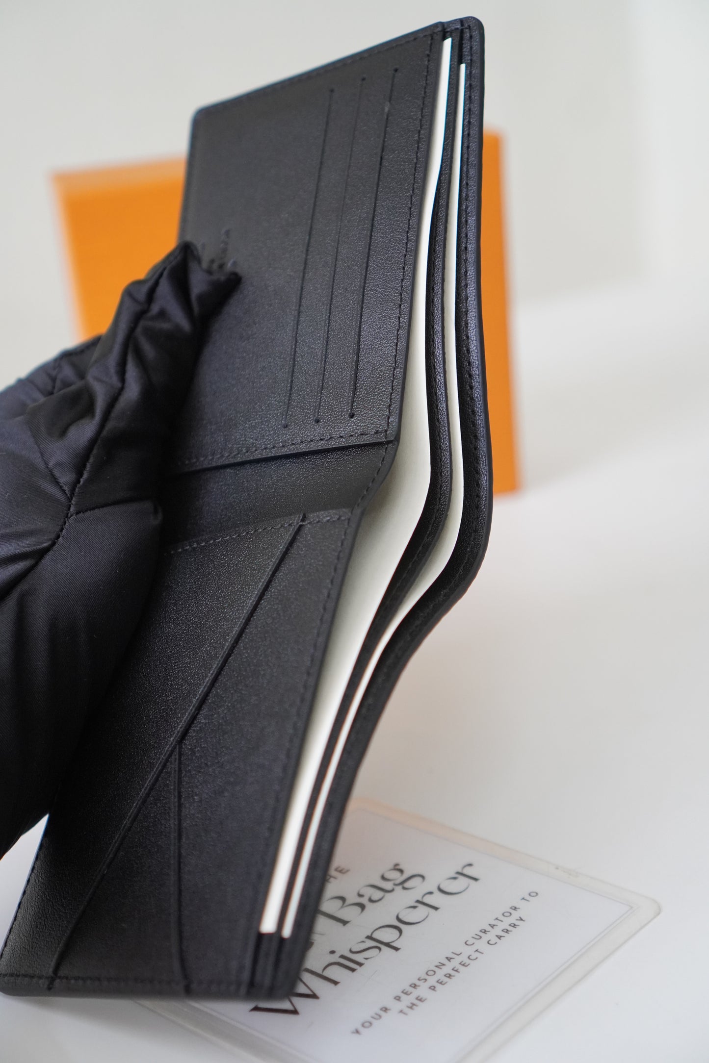 Multiple Wallet in black Taurillon leather