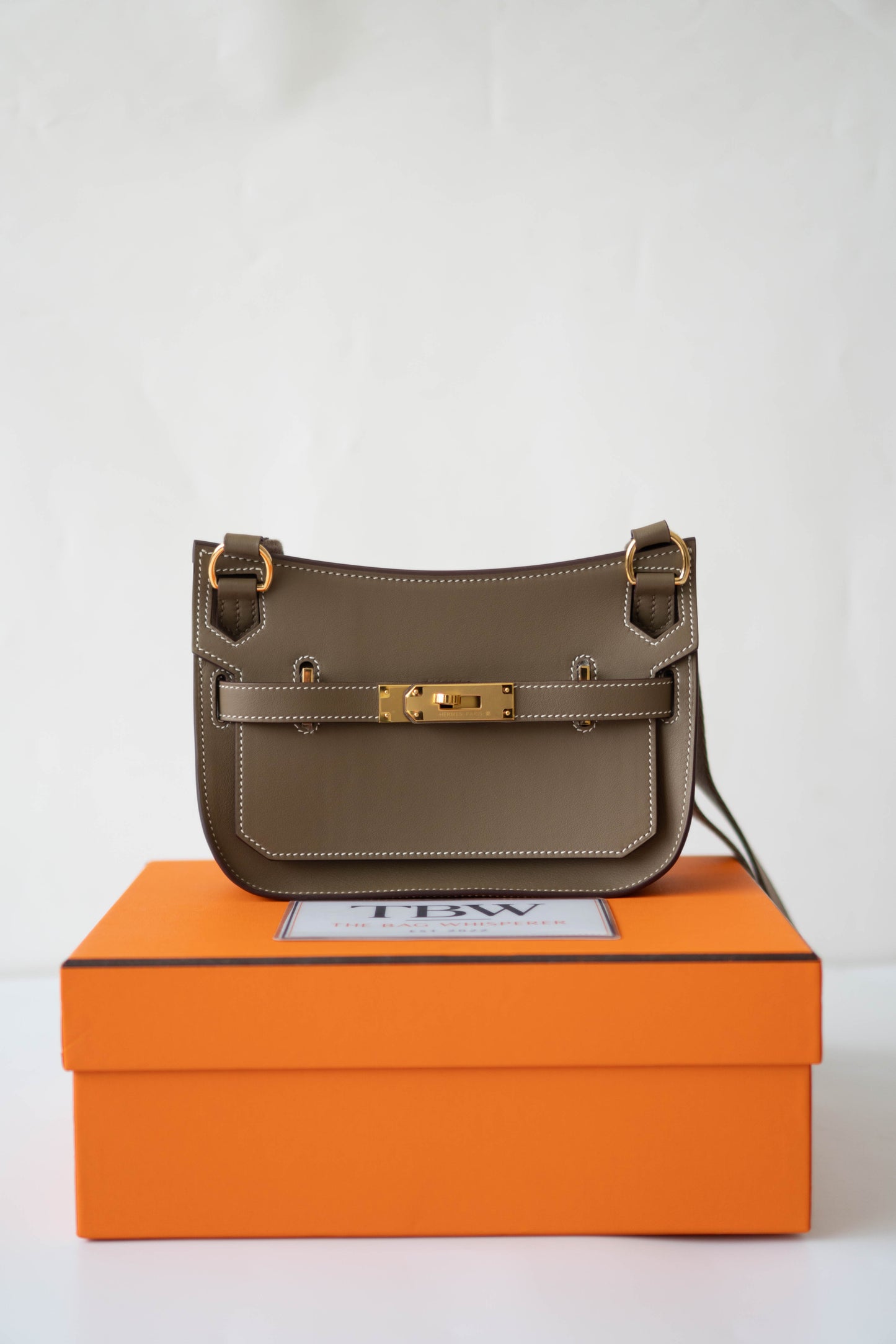 Mini Jypsière – Etoupe Swift Leather with Gold Hardware