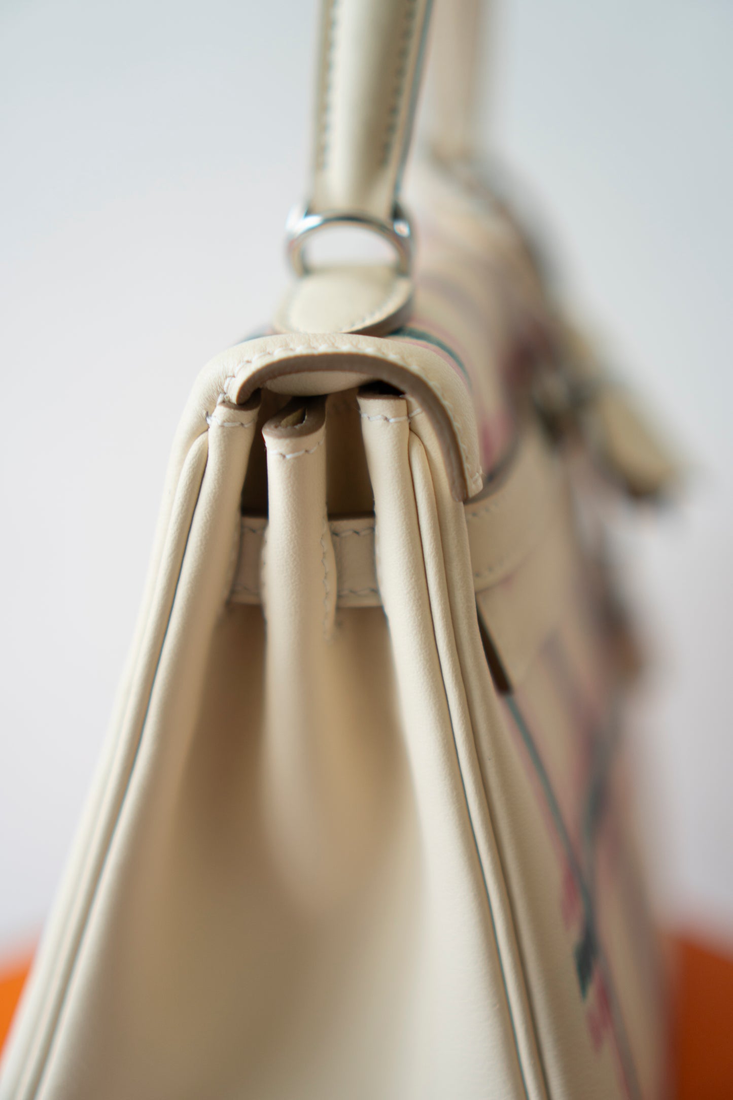 KL 25 Limited Edition – Tartan Light Swift with Palladium Hardware