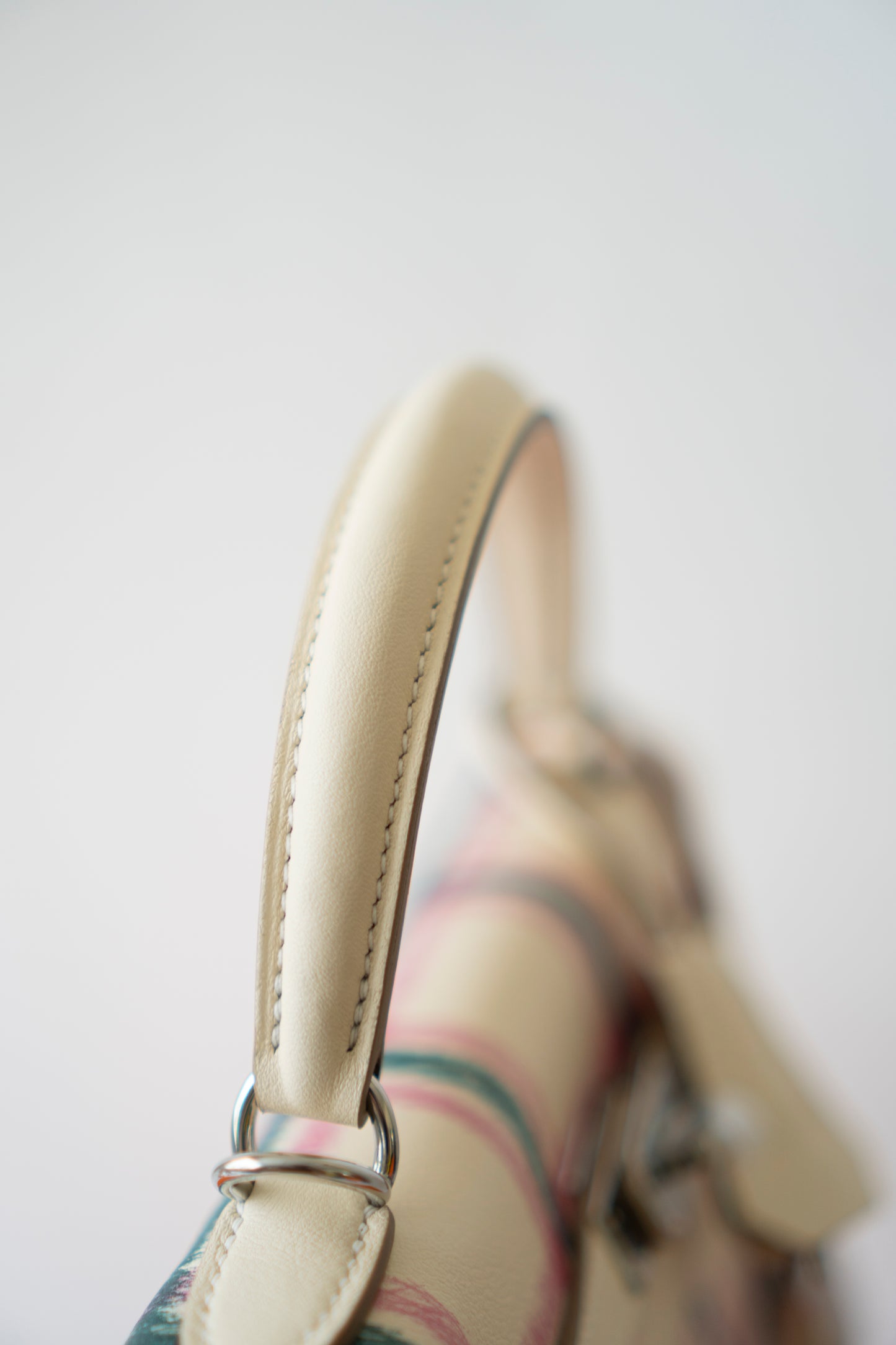 KL 25 Limited Edition – Tartan Light Swift with Palladium Hardware
