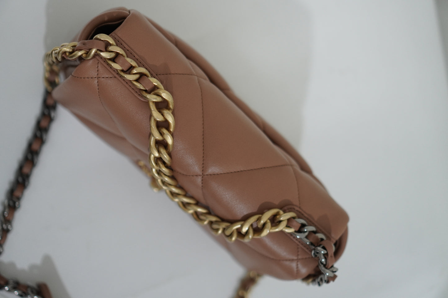 C19 in Caramel Lambskin