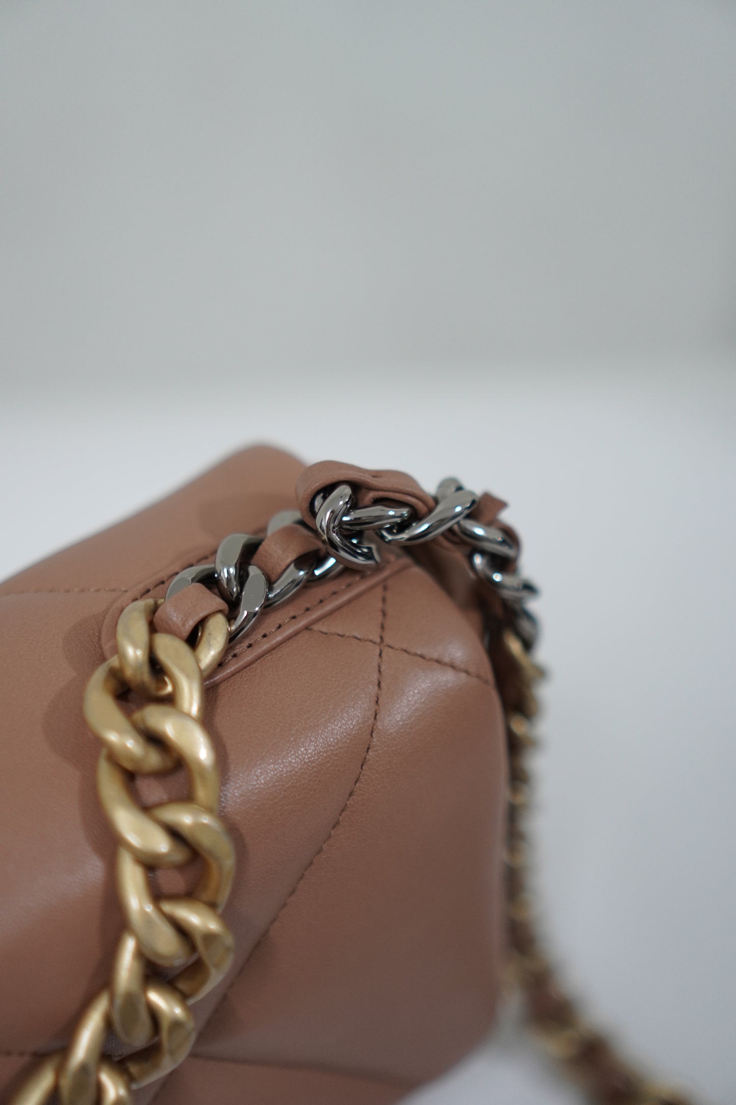 C19 in Caramel Lambskin