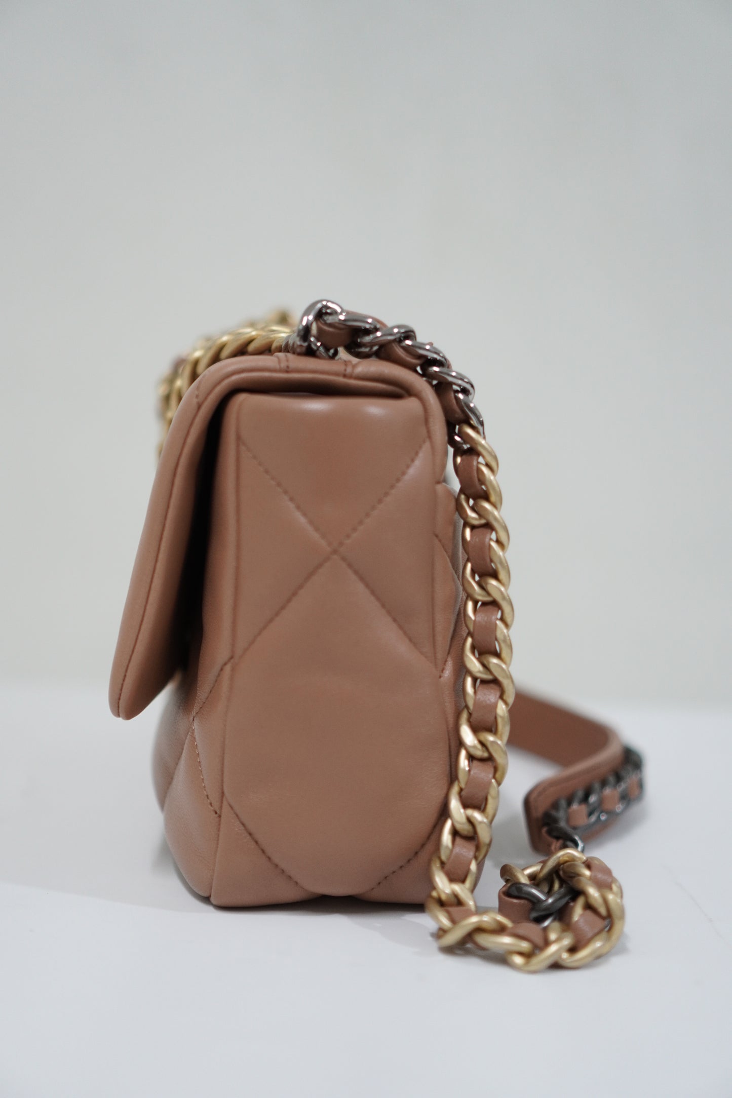 C19 in Caramel Lambskin