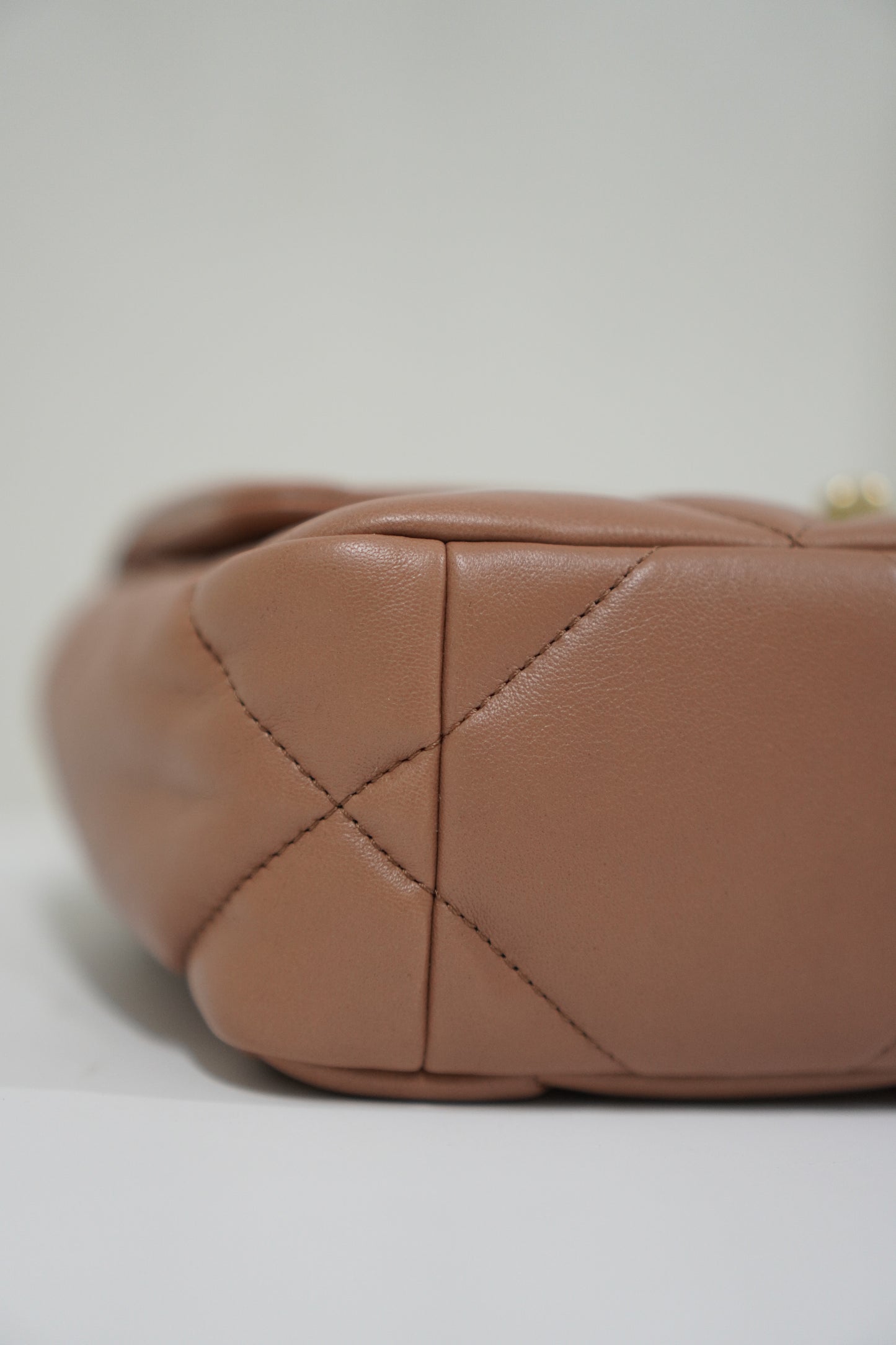 C19 in Caramel Lambskin