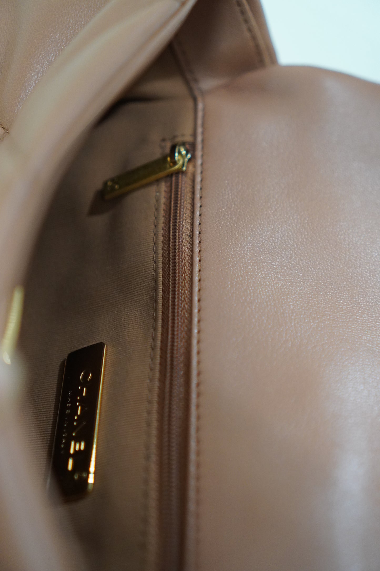 C19 in Caramel Lambskin