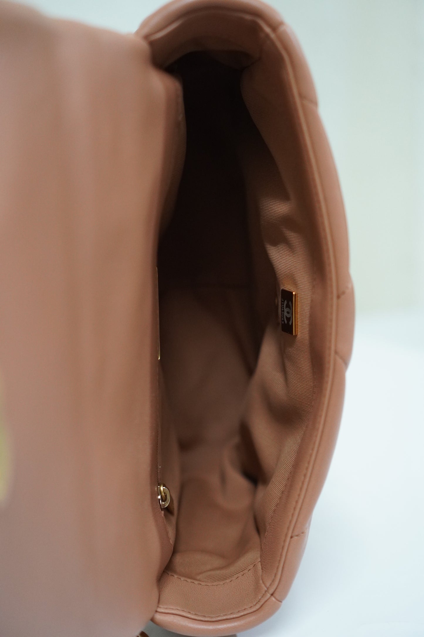 C19 in Caramel Lambskin