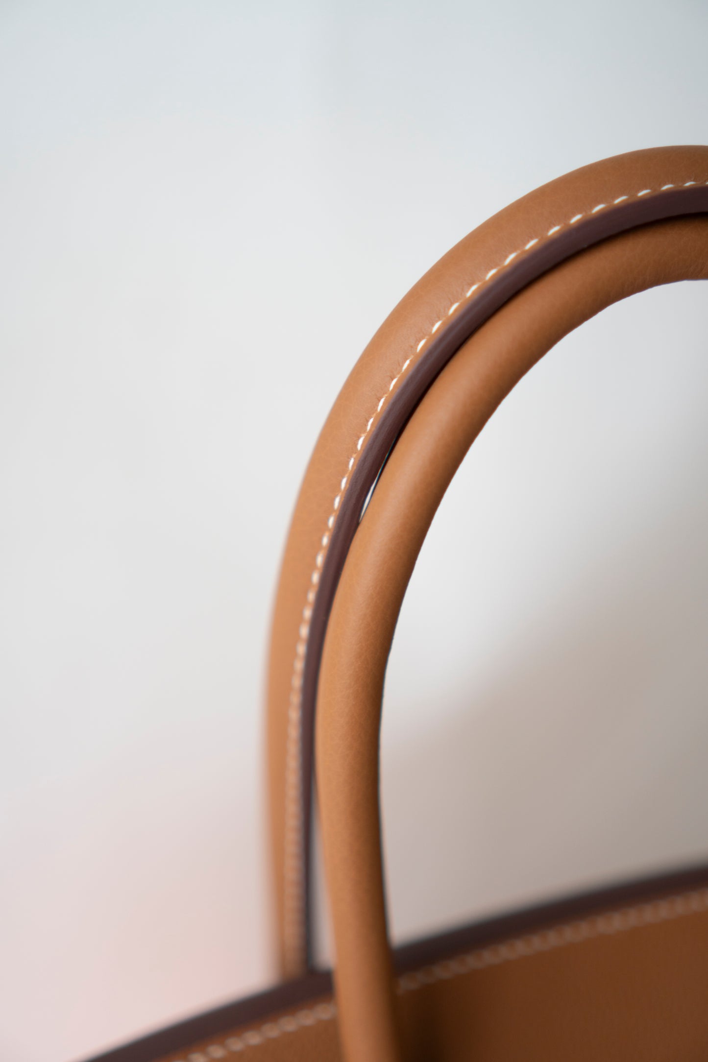 BK Shoulder 29 – Gold Evercolor with Gold Hardware