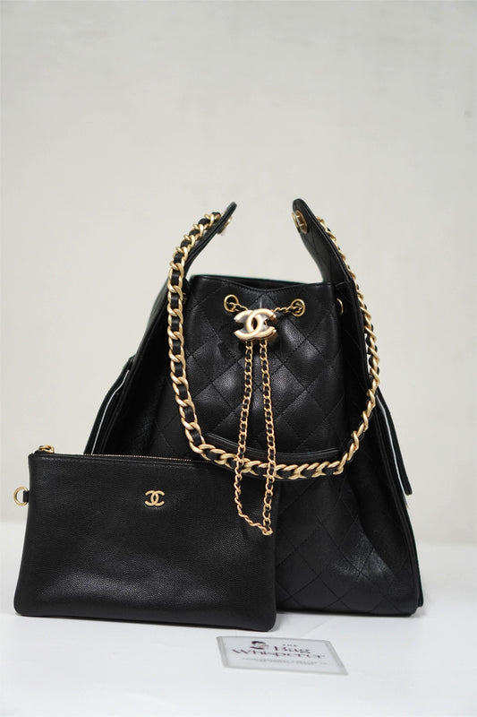 C25 Drawstring Bag in Black Caviar (Medium)